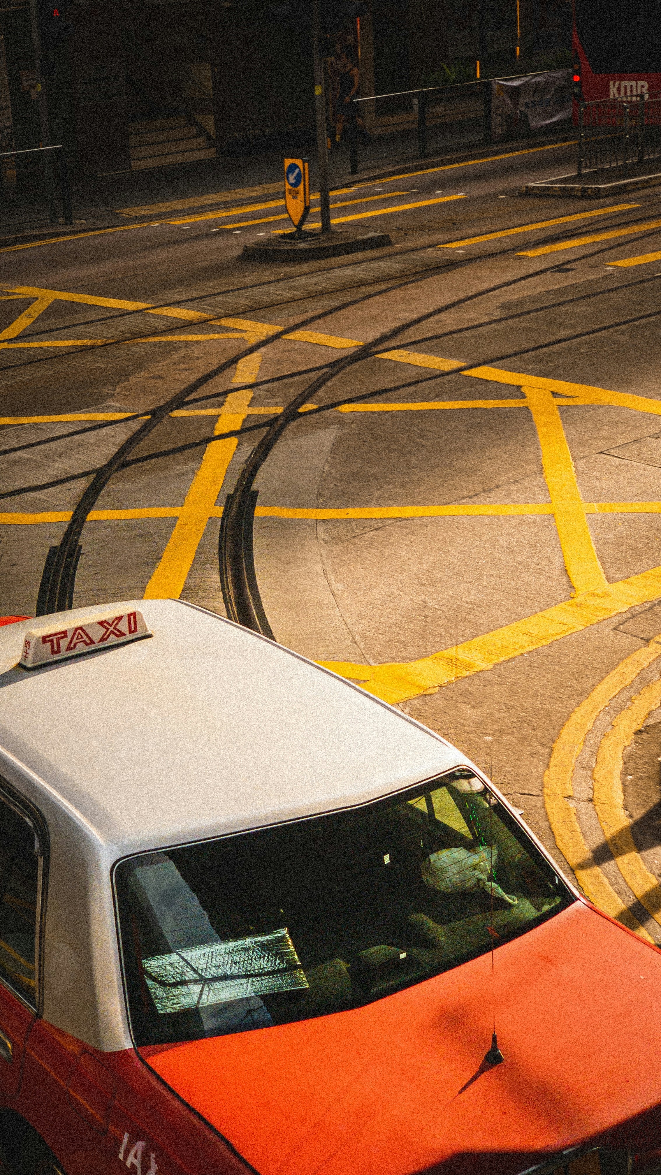 Photo by strmography