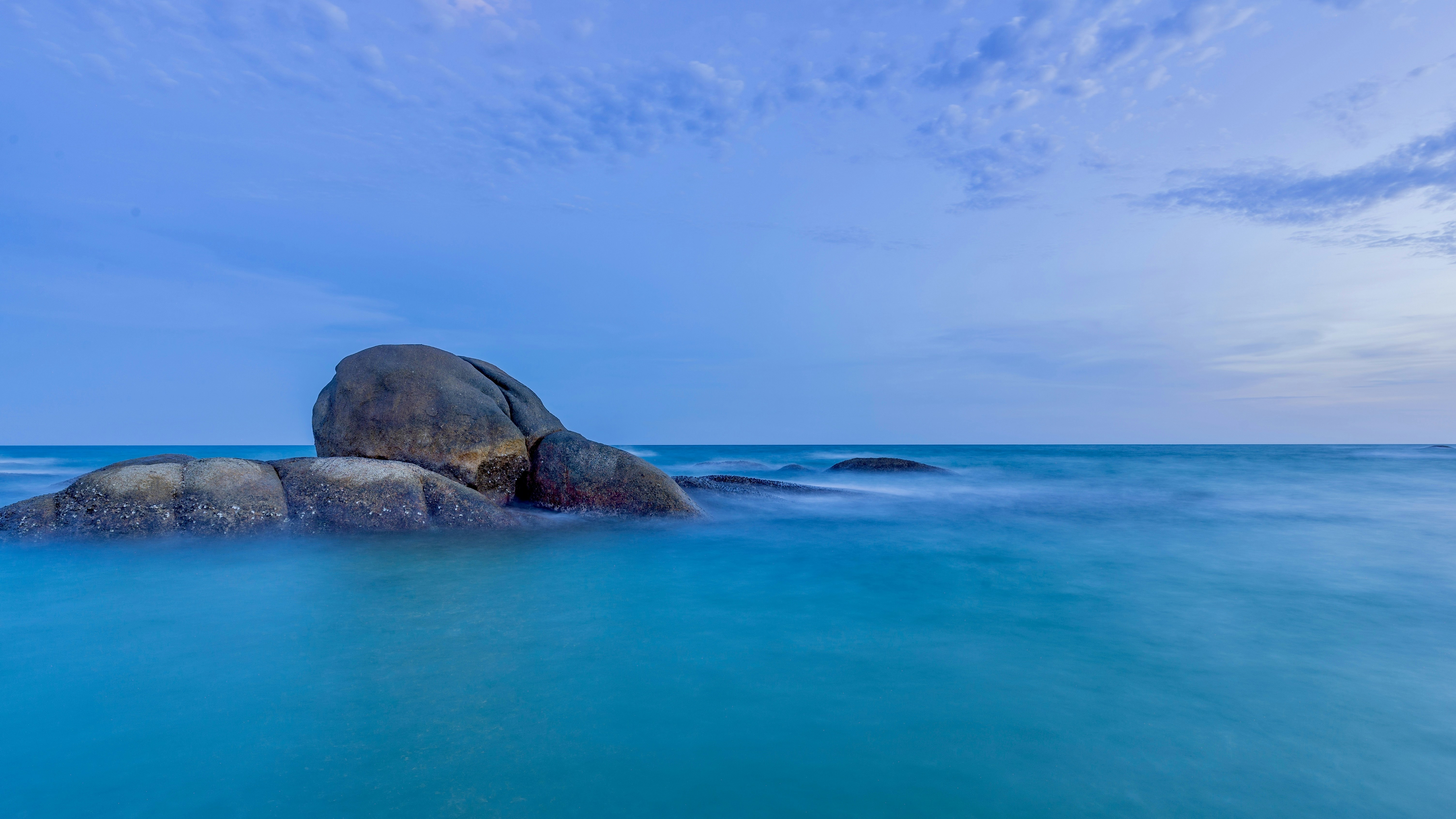 サッカー かっこいい ユニフォーム 国  2024