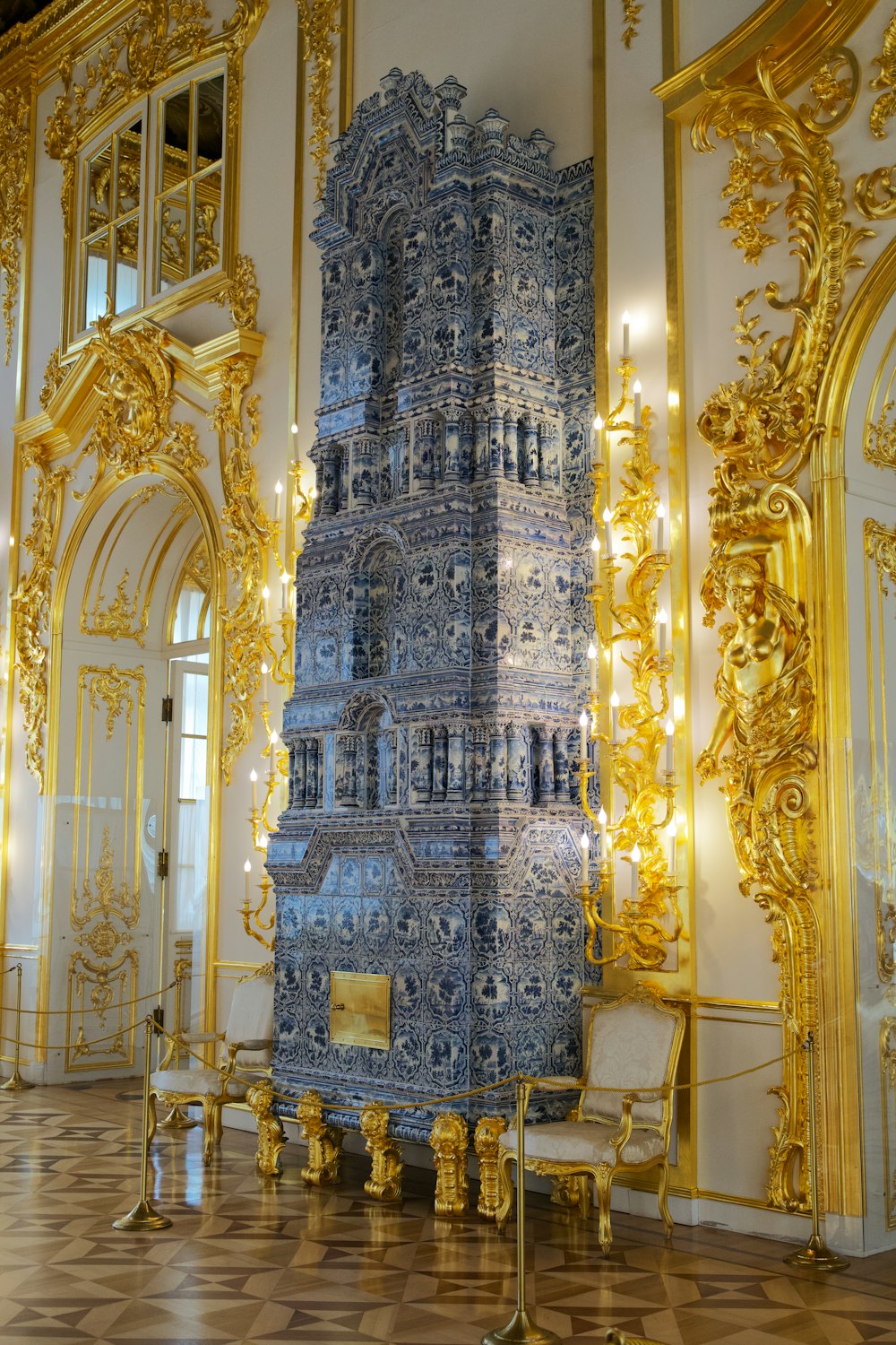 a very ornate room with a very tall tower