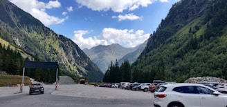 Scenic mountain pass at the Andes crossing near Portillo Tunuyán, Mendoza.