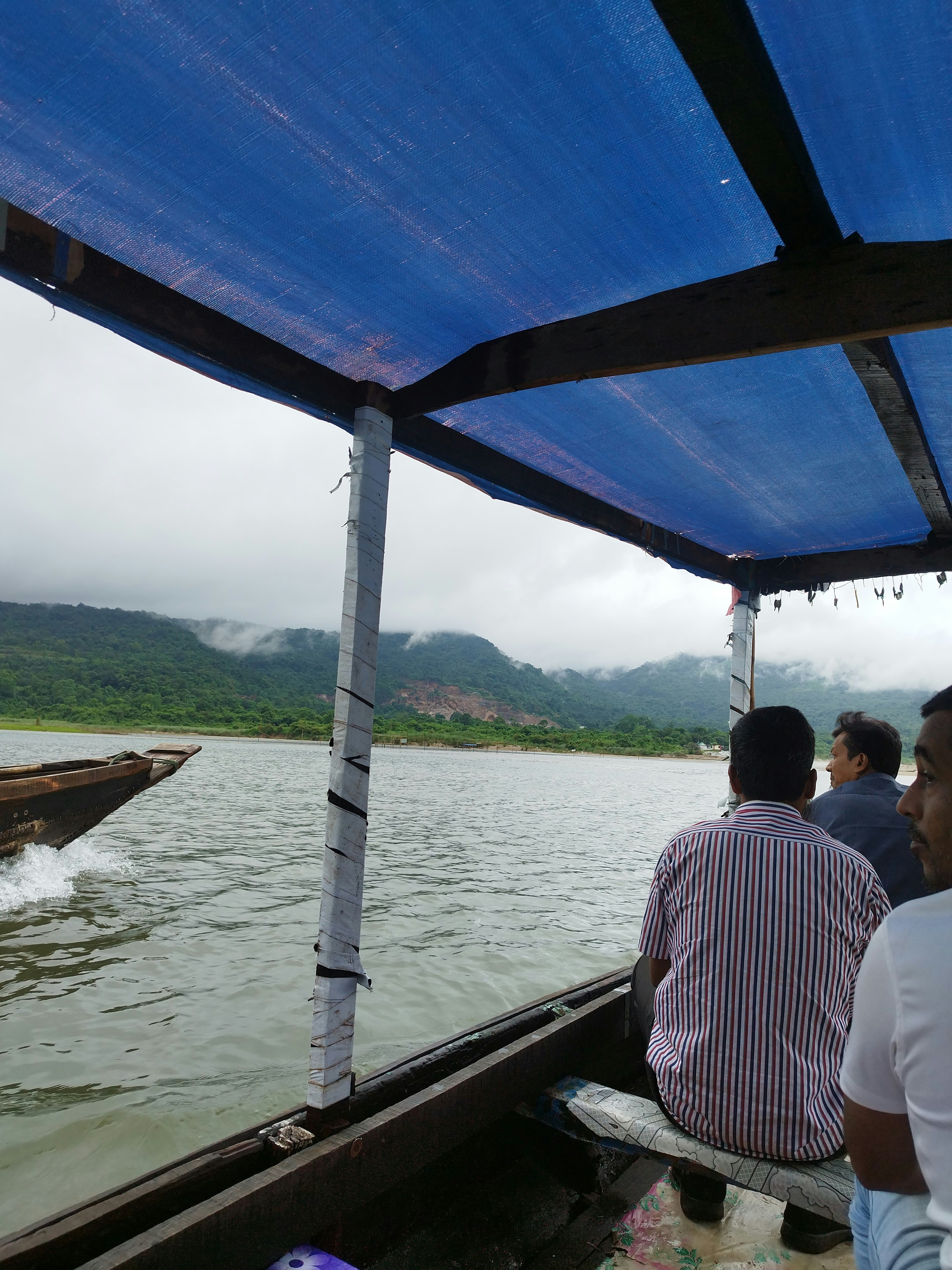 trekking to Wae Rebo Village and boat trip to Mules Island