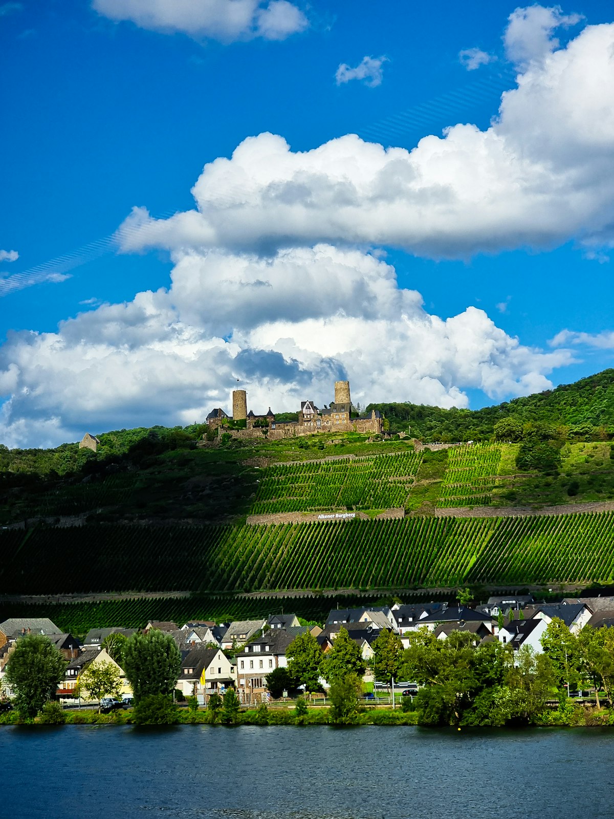 De Moezel: Riesling drinken in Traben-Trarbach en wandelen door middeleeuwse wijnsteden
