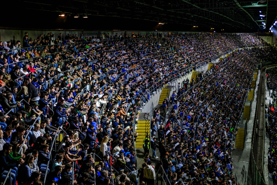 Tifosi allo stadio