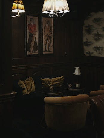 Traditional heritage-style room with soft lighting and calm ambiance.