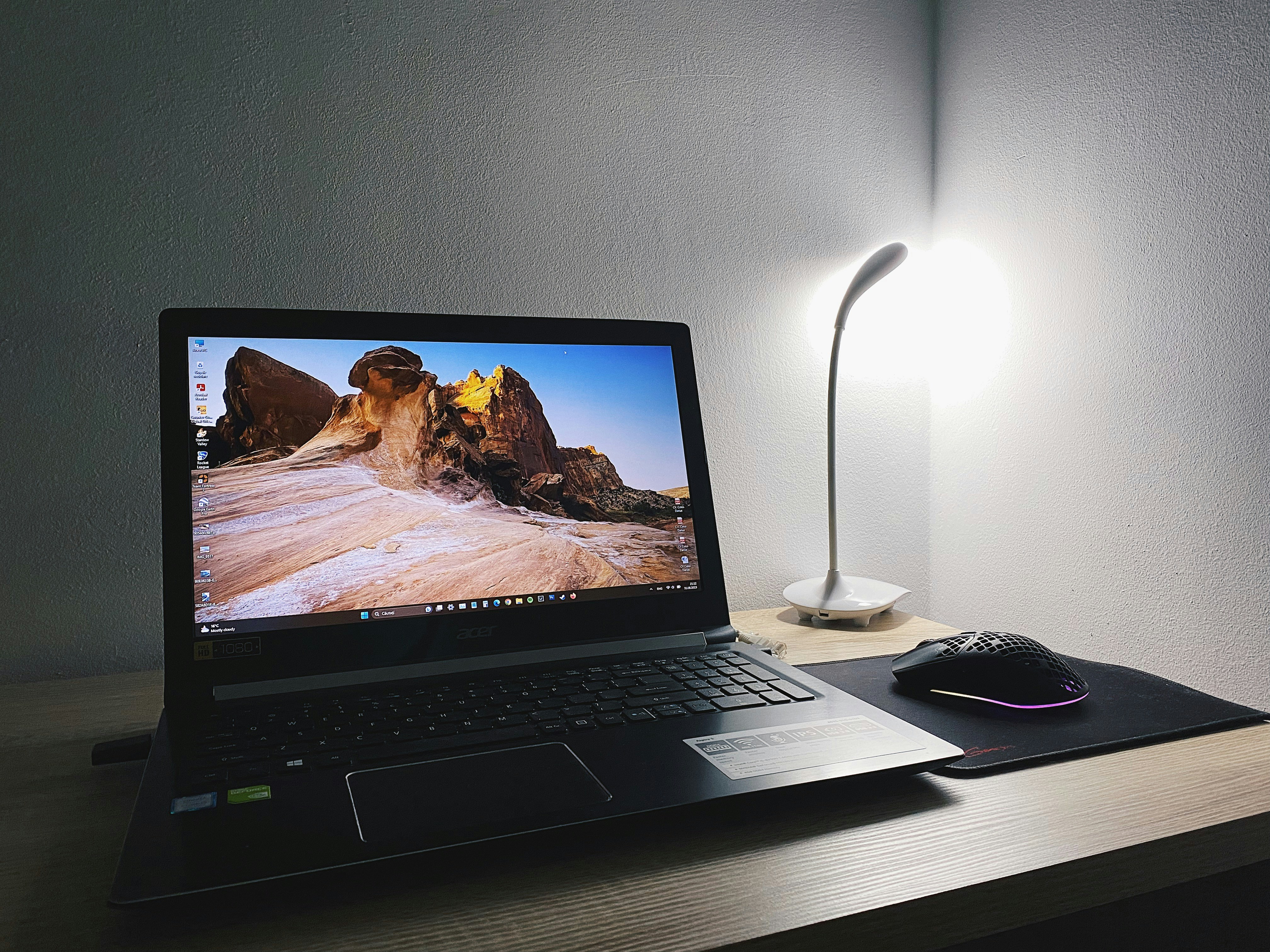 Acer Swift Lite 14 SFL14 Ryzen 5: Analisis Performa Laptop Tipis 16GB