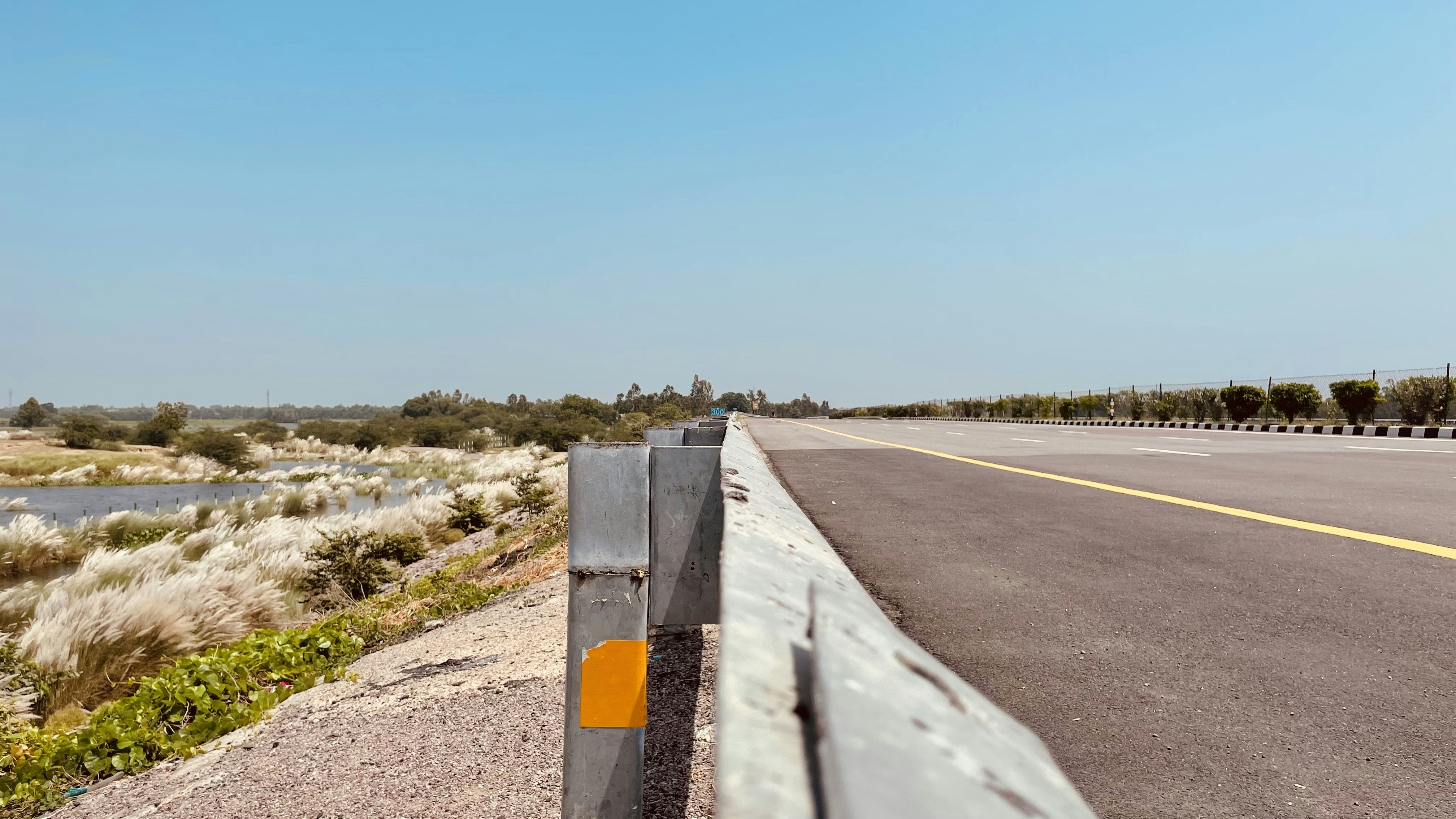 Photo by vikashsparxit