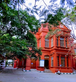 Exterior view of SRV Mini Hall on Lake View Road, showcasing its welcoming entrance.