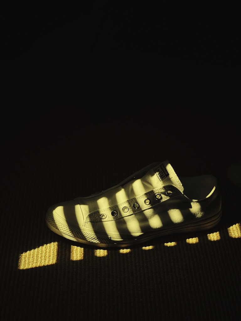 Urban Form Sneaker