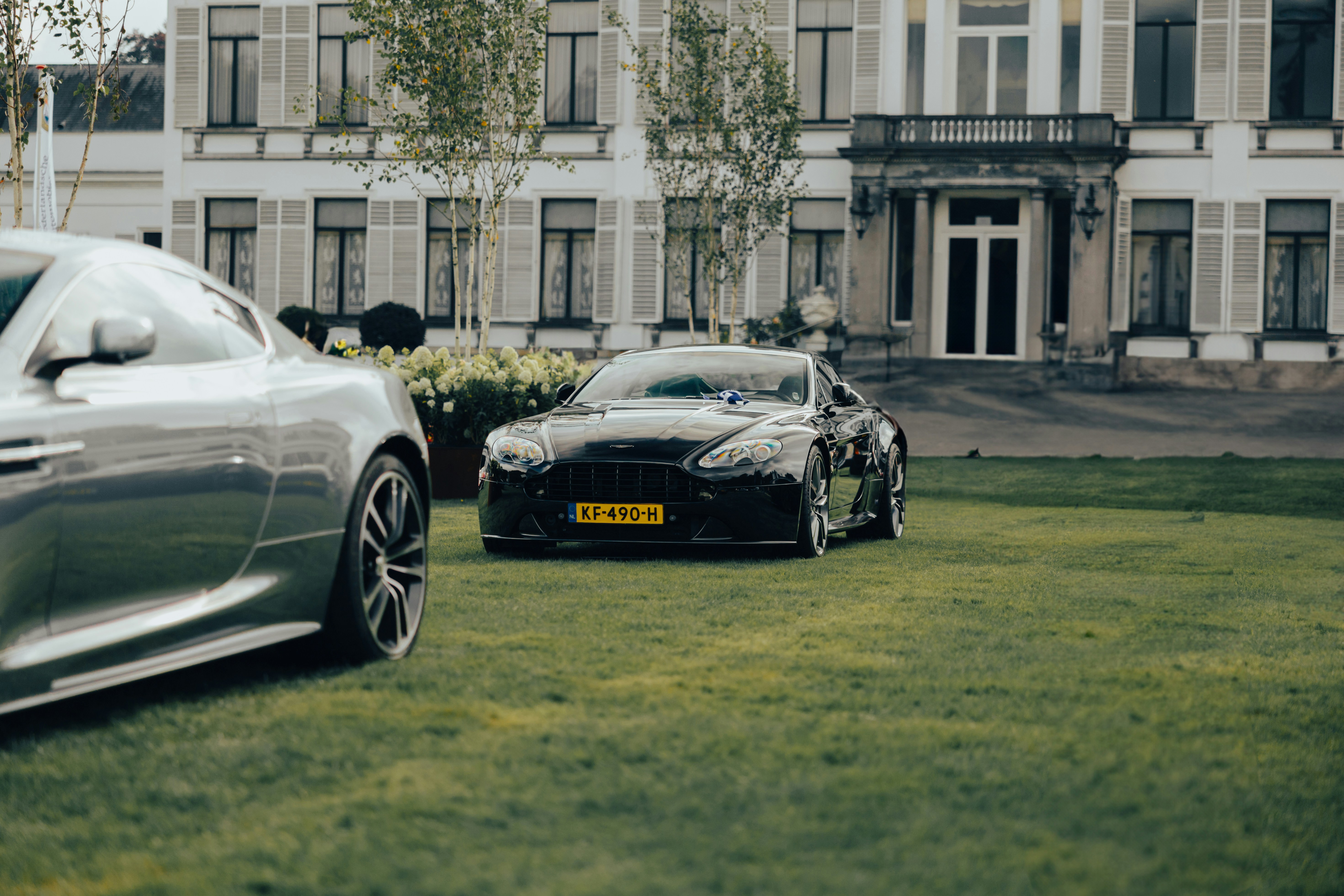 Photo by lorenzohamers