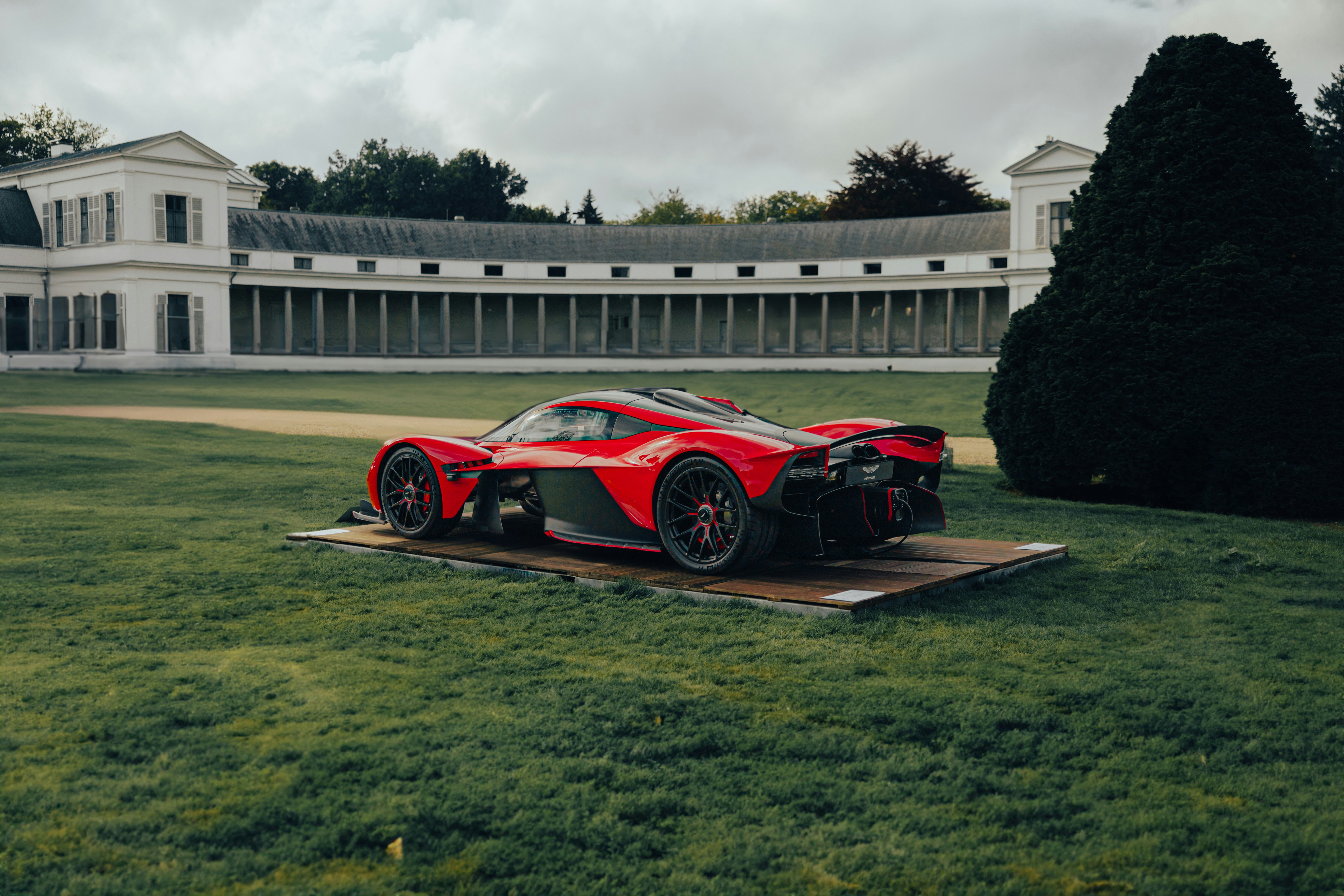 Photo by lorenzohamers