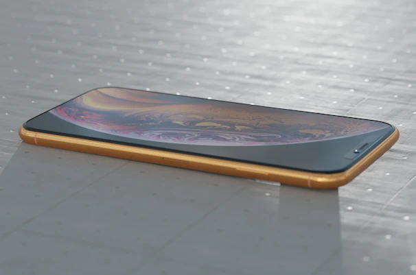 Mobile phone screen showing the Suerte Dorada app interface in white and gold tones