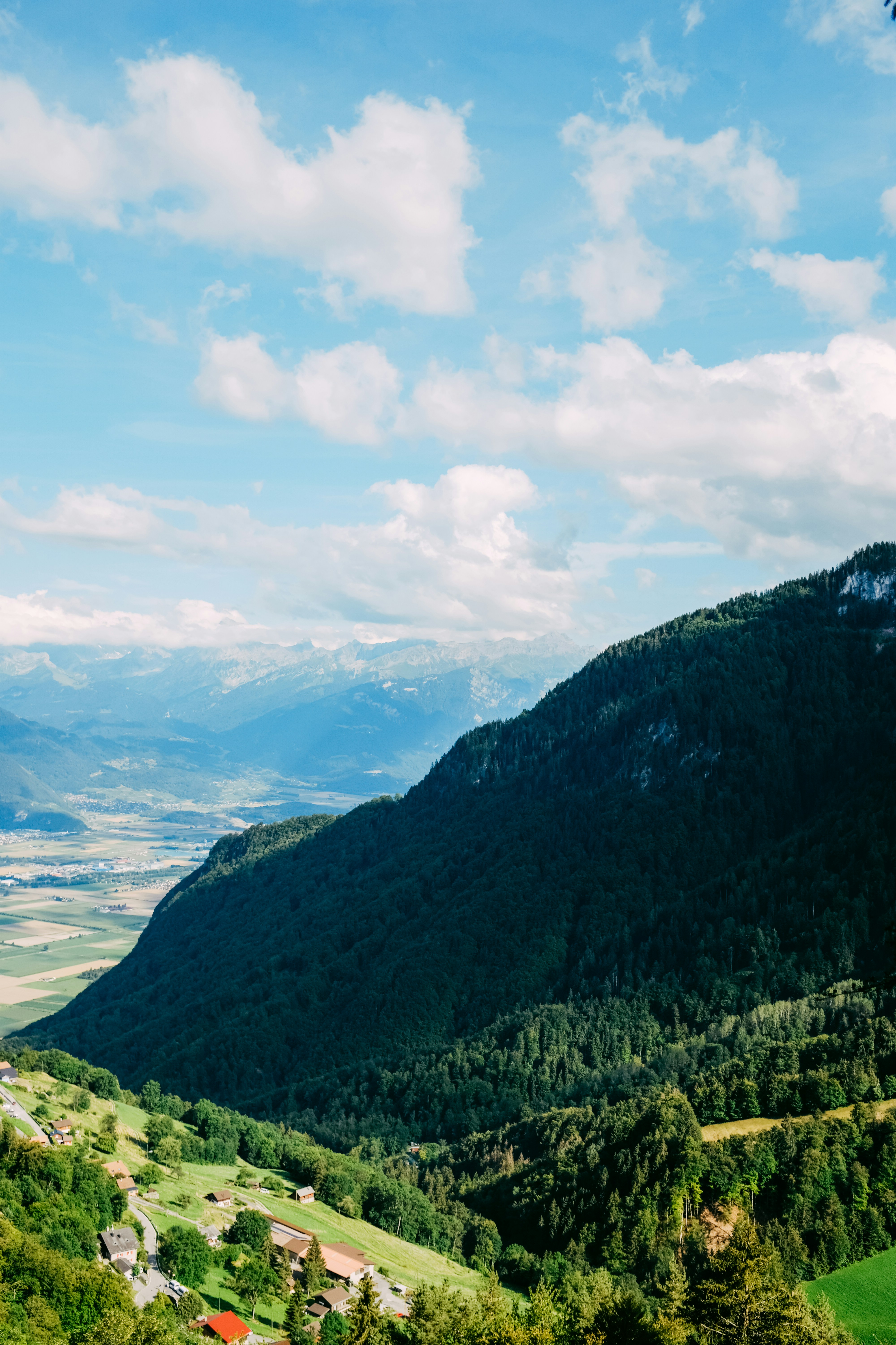 Photo by adrienolichon