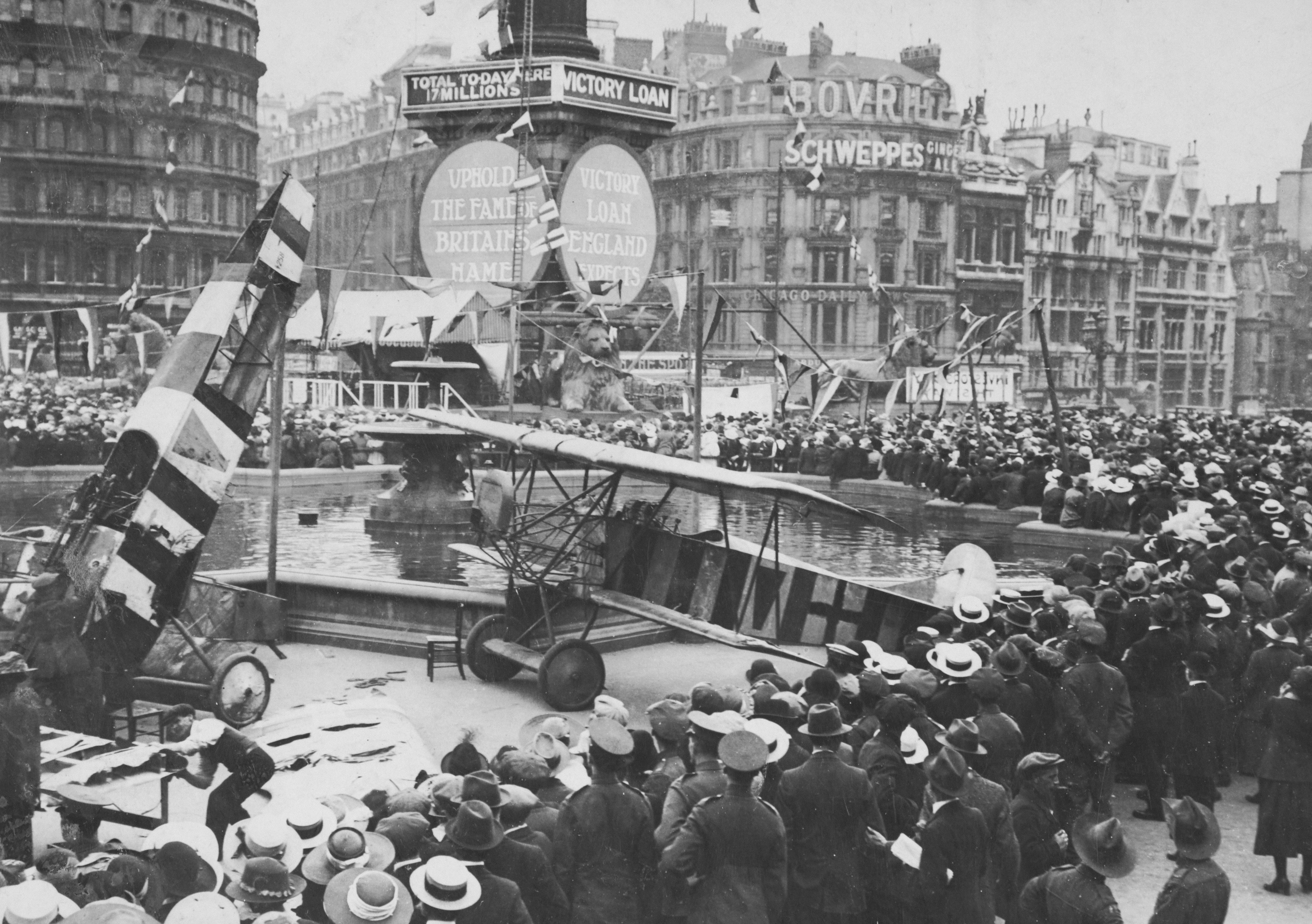Smoke, Screens and Secret Guns: Reassessing the Royal Navy's Mystery Vessels