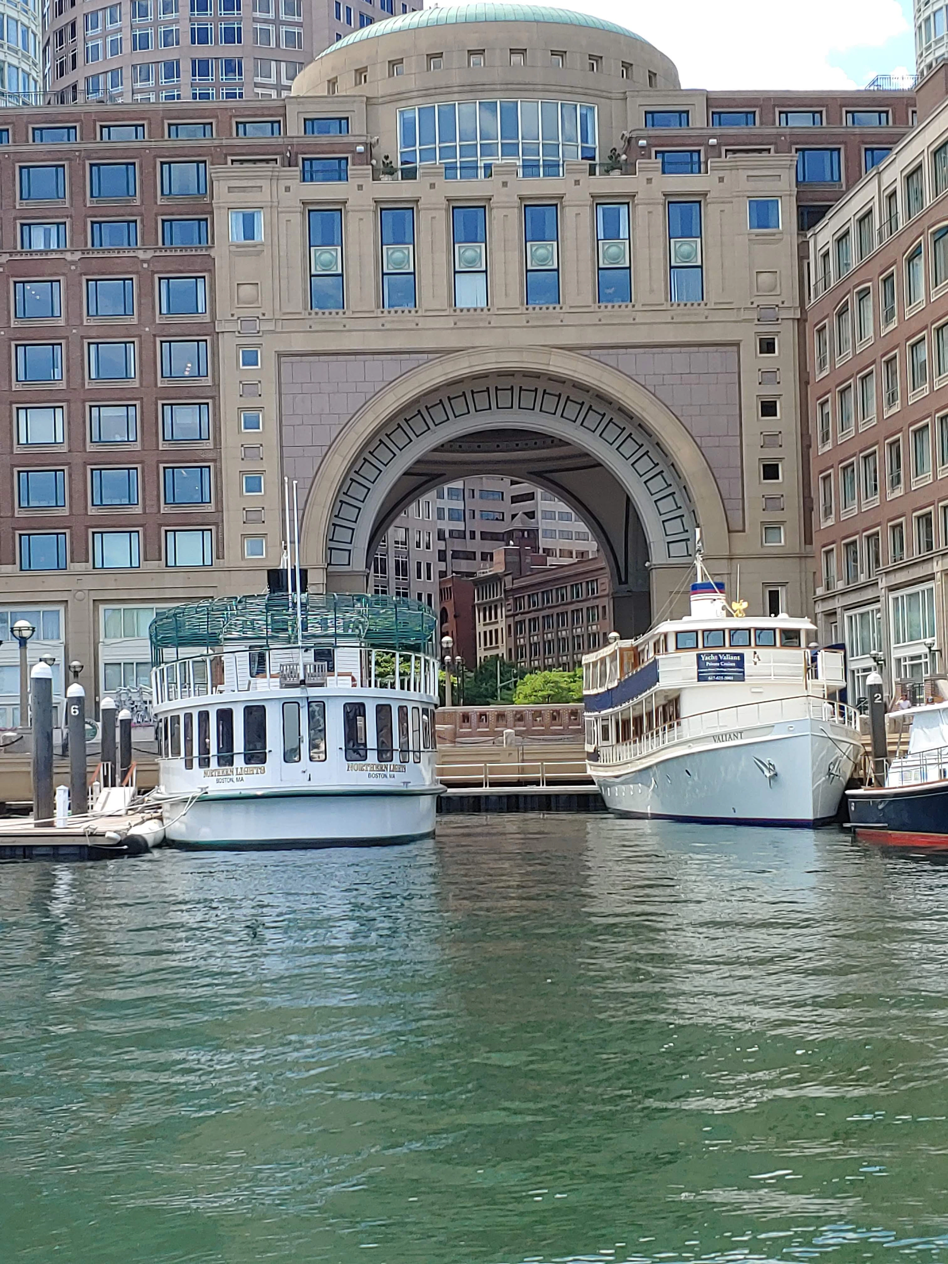 Venetian palace with an empty frame, Boston