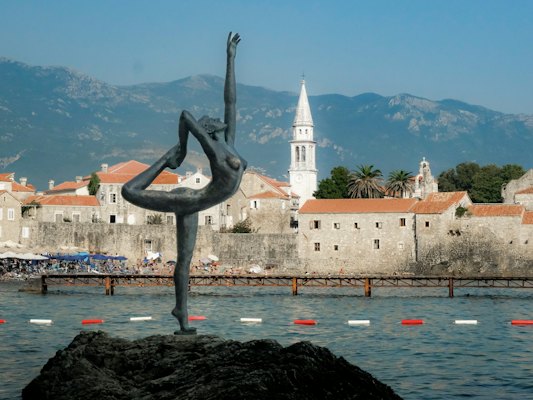 A statue of a woman doing a yoga pose — Budva, Montenegro