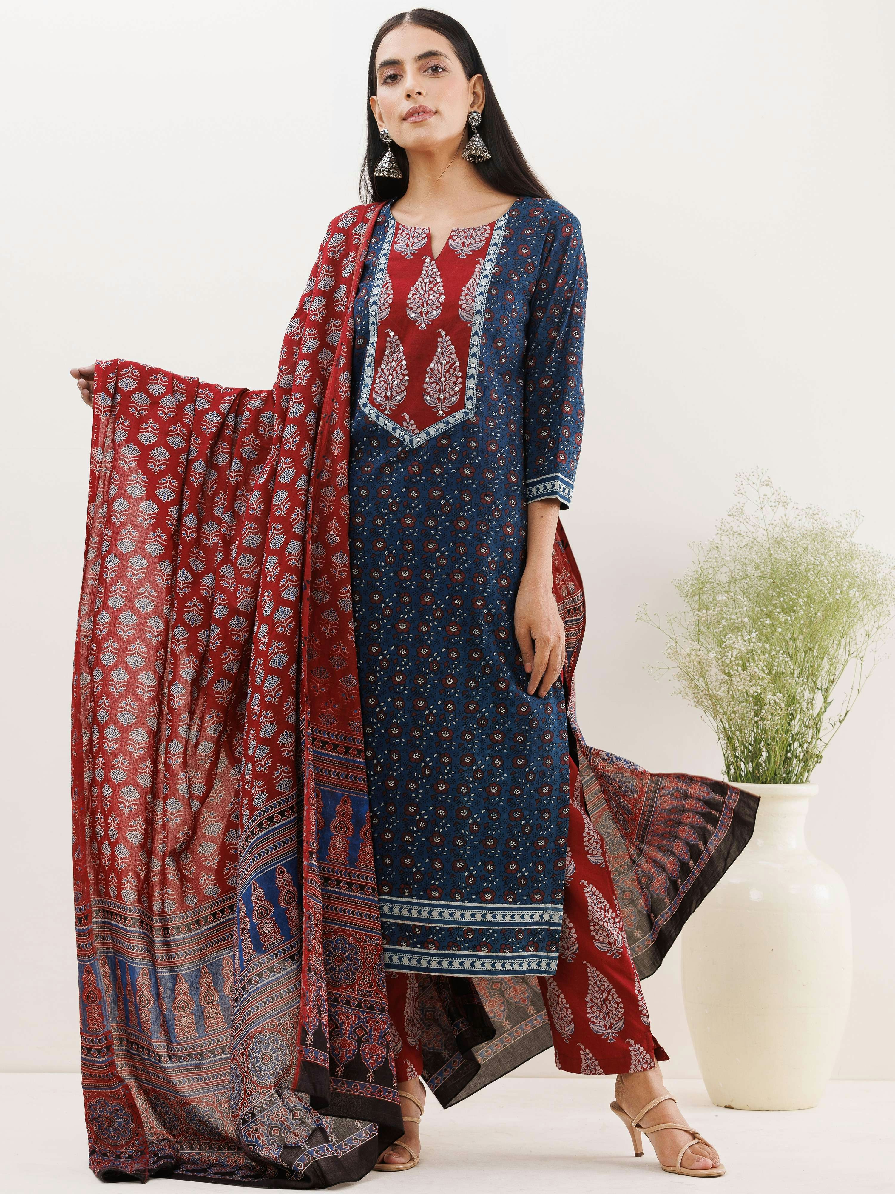 Stylish Pakistani Kurta
