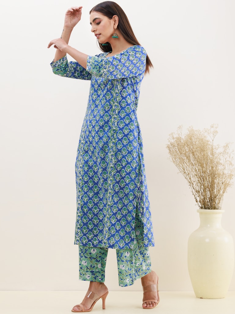 Blue Embroidered Kurta