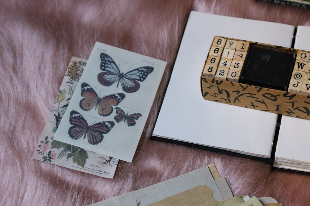 a table topped with lots of different types of cards