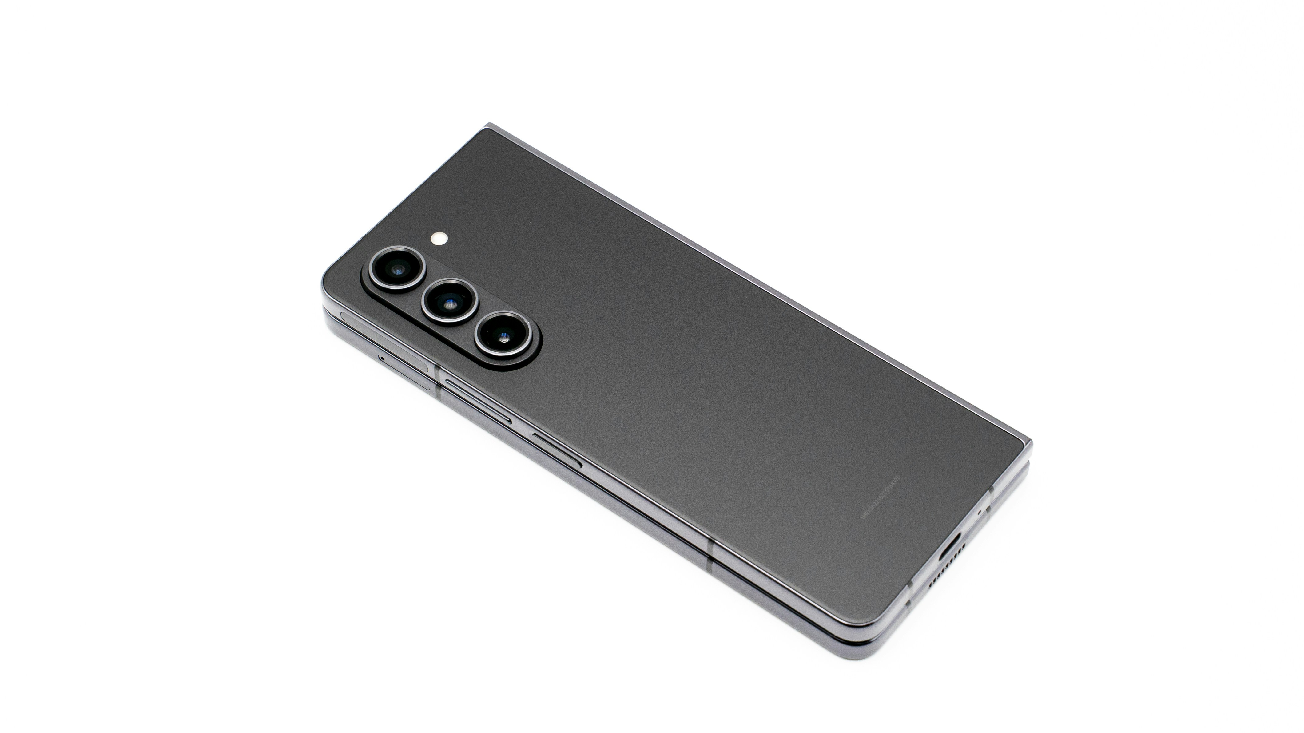 Oppo Find X8 Ultra: First Impressions Unveiled