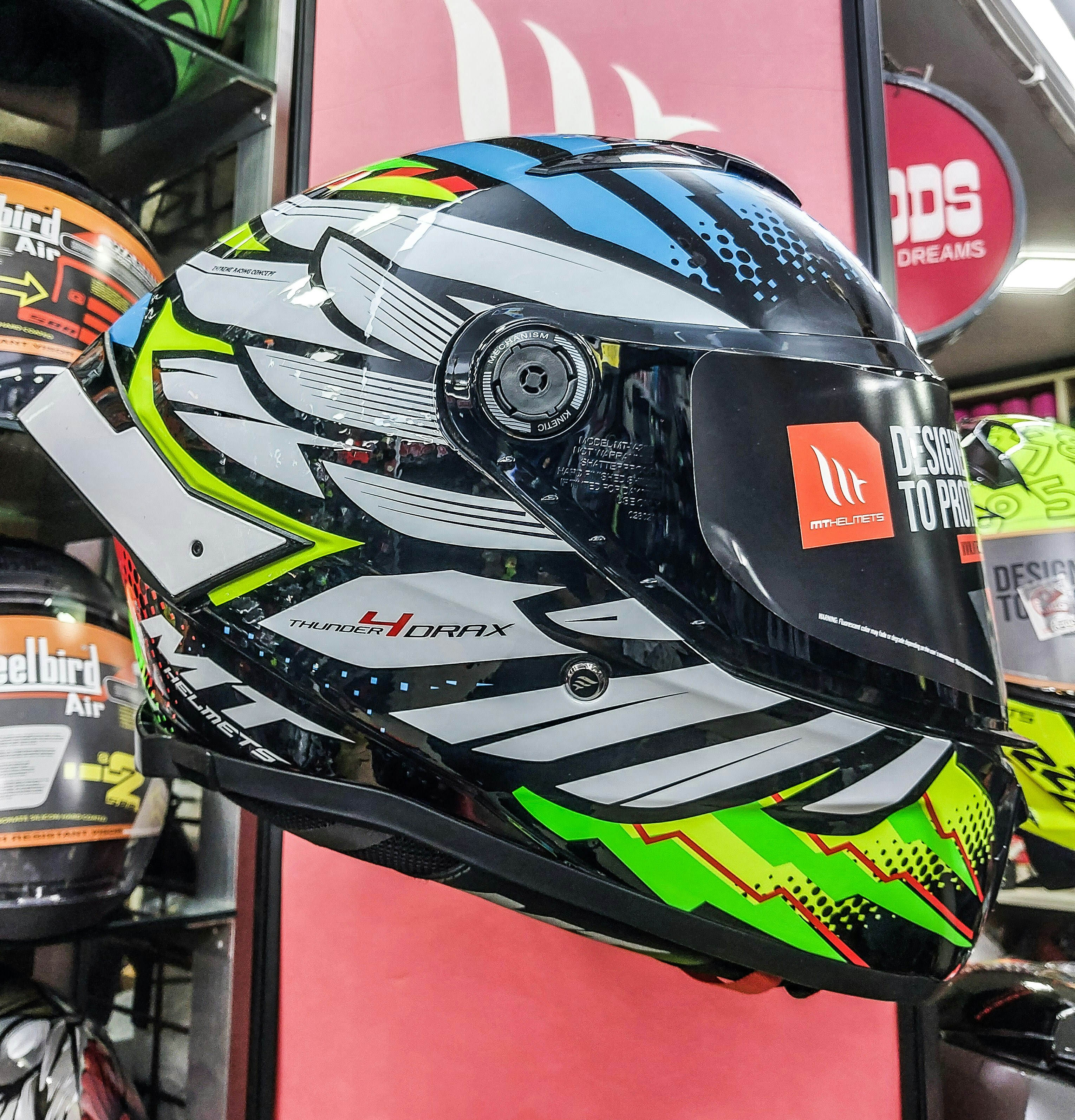 Top 5 Best Helmets 2025 – Ride with Safety