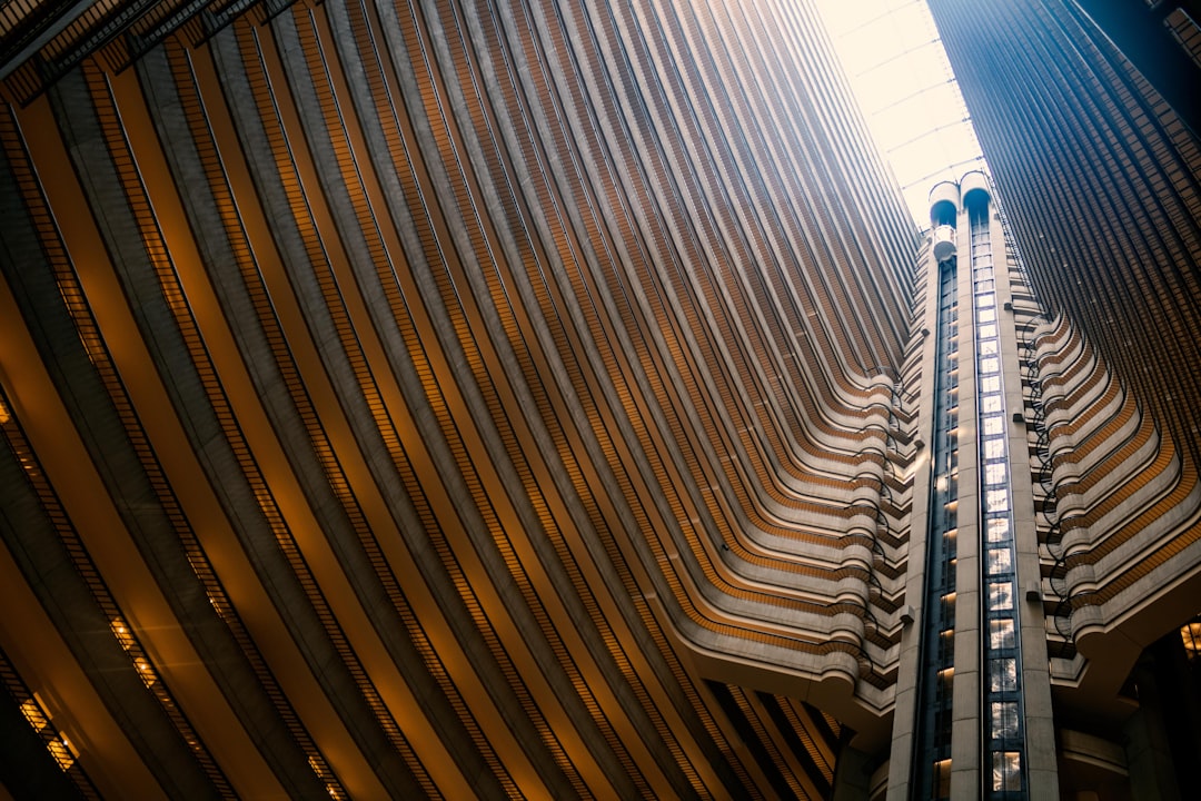 a very tall building with a lot of windows, Perspective shot of the Atlanta Marriot Marquis hotel located in Georgia.