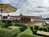 Aluguel de mesas e cadeiras, tendas, ótimo preço e qualidade garantida