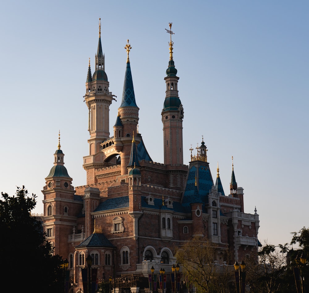 a large building with two towers on top of it