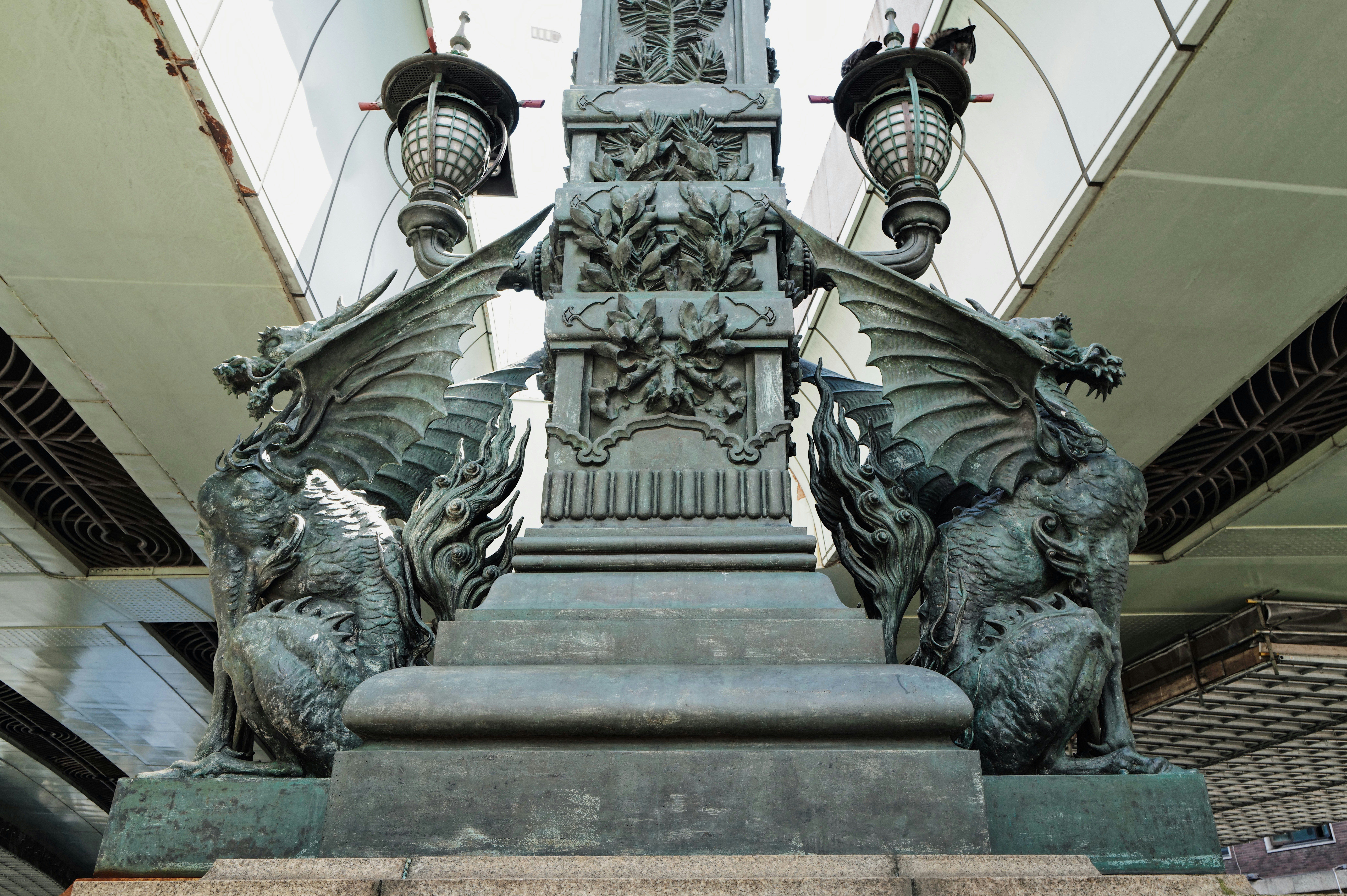 Multi-Currency & Business Management