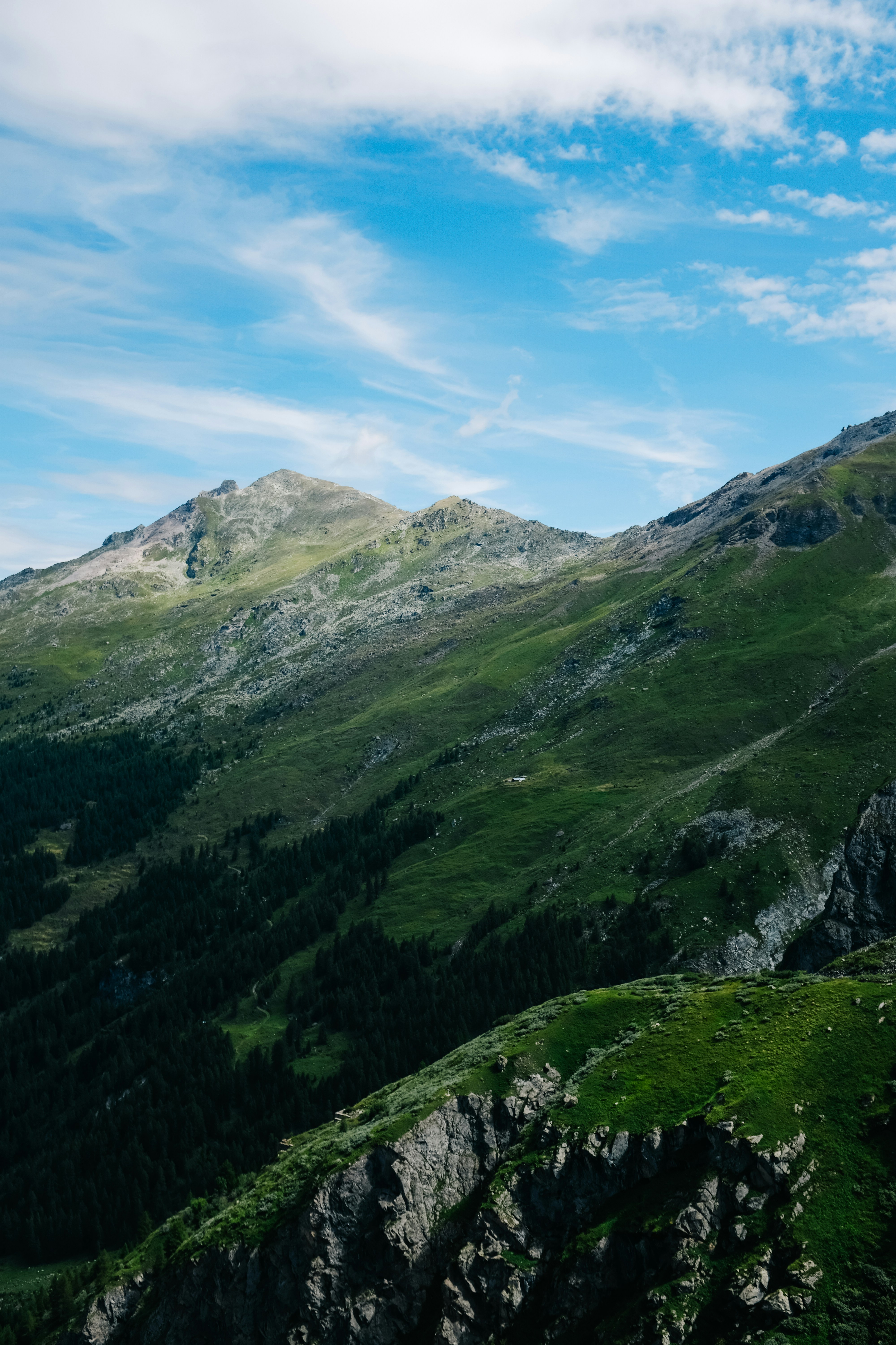 Photo by adrienolichon