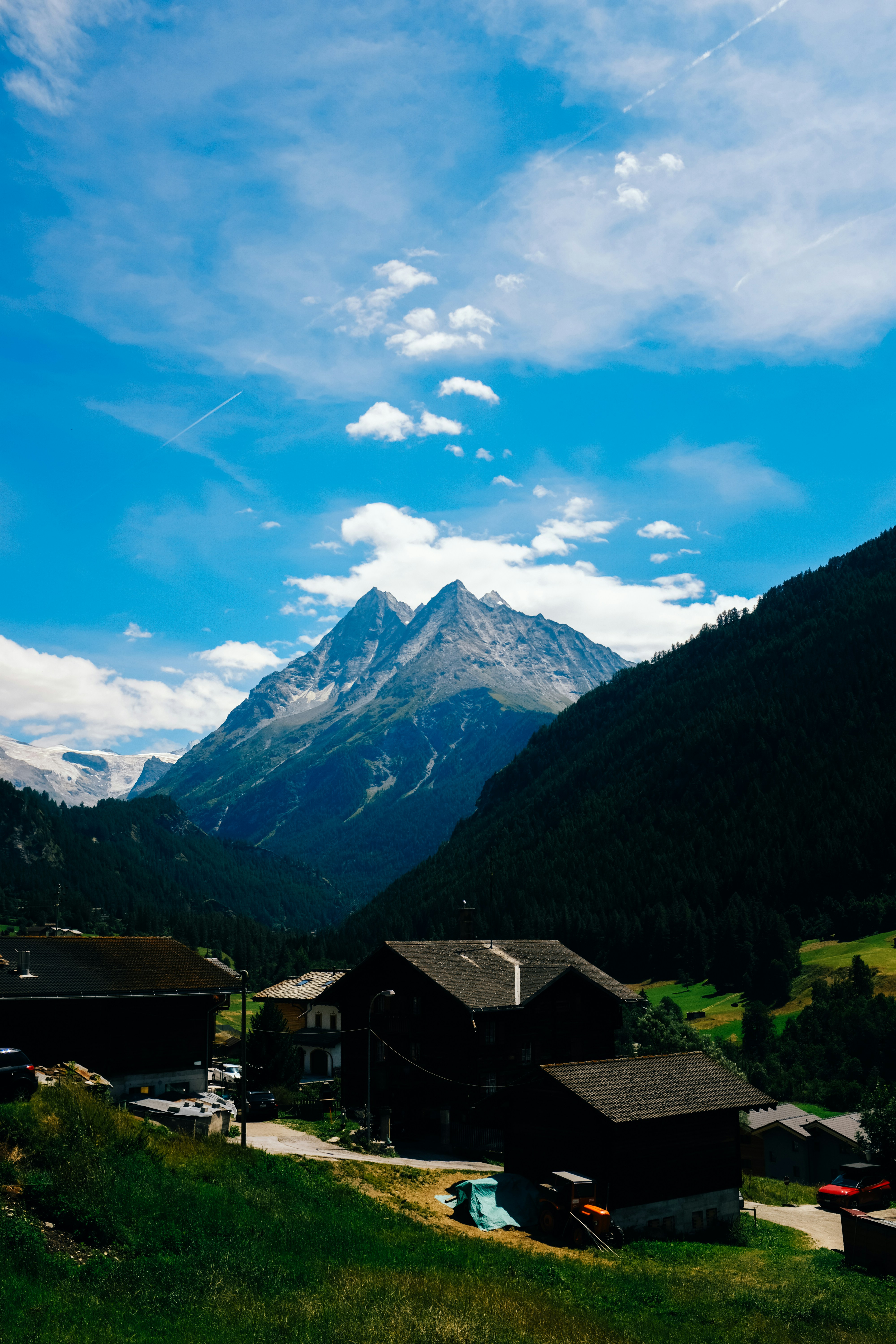 Photo by adrienolichon