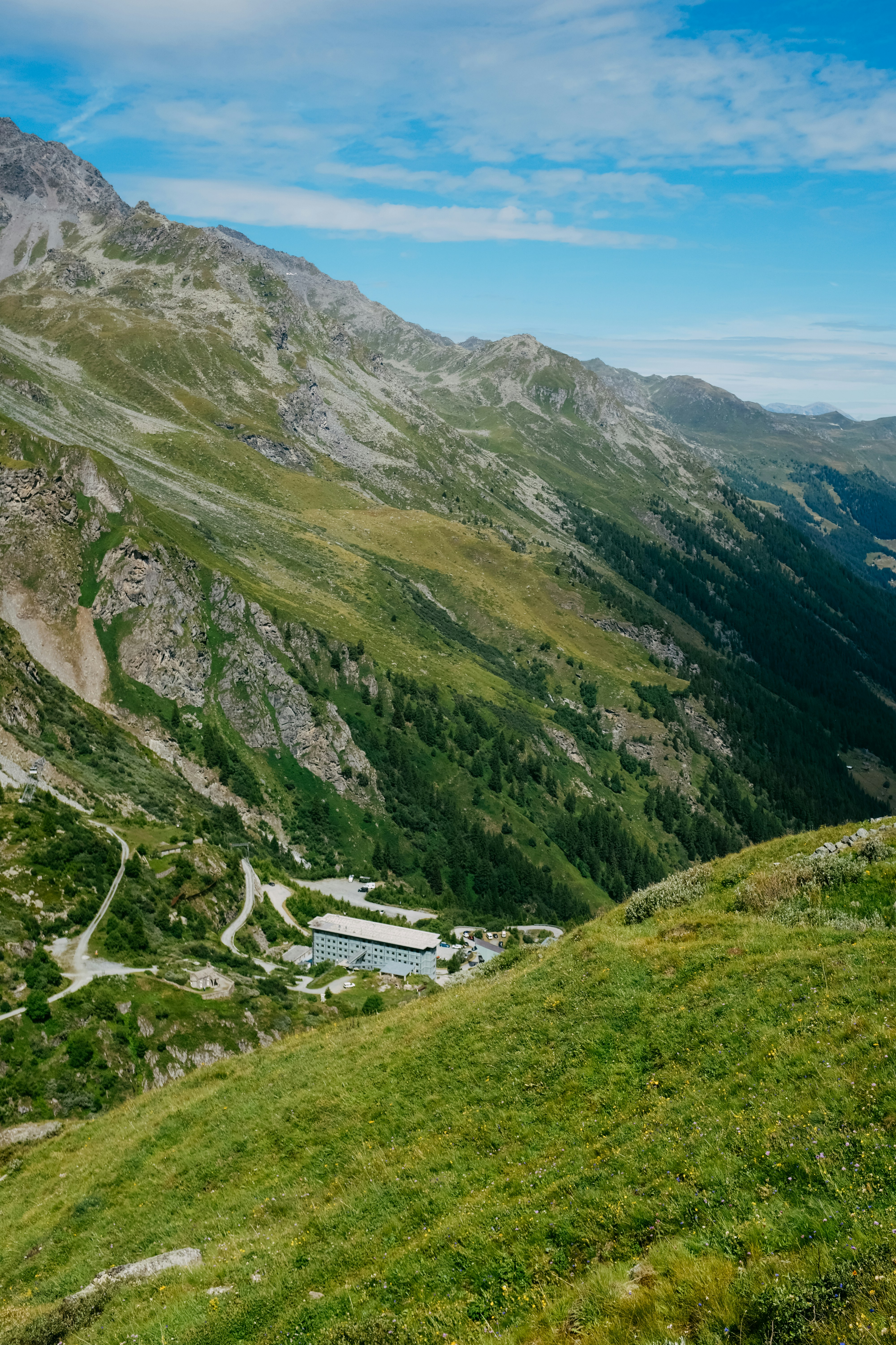 Photo by adrienolichon