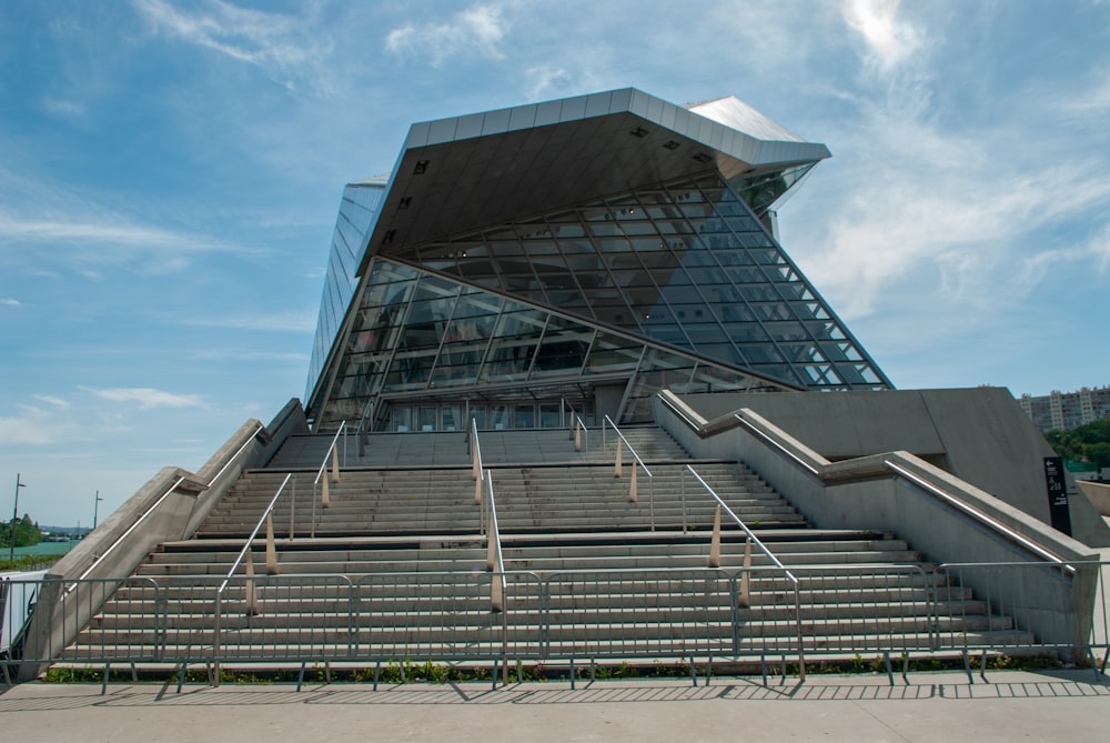 a large building with stairs leading up to it
