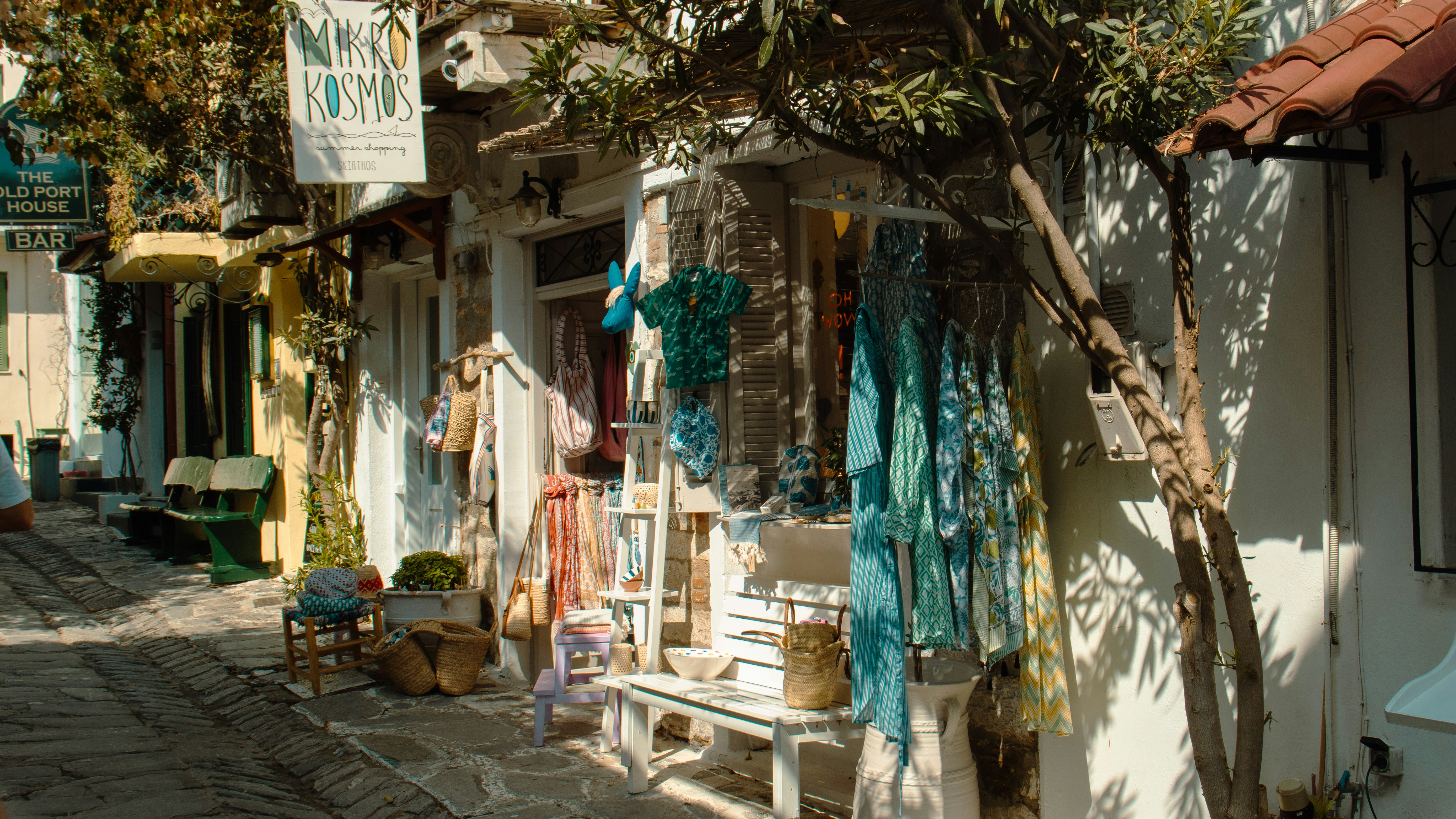 Alternative tourism Skiathos: Explore Local Art Studios