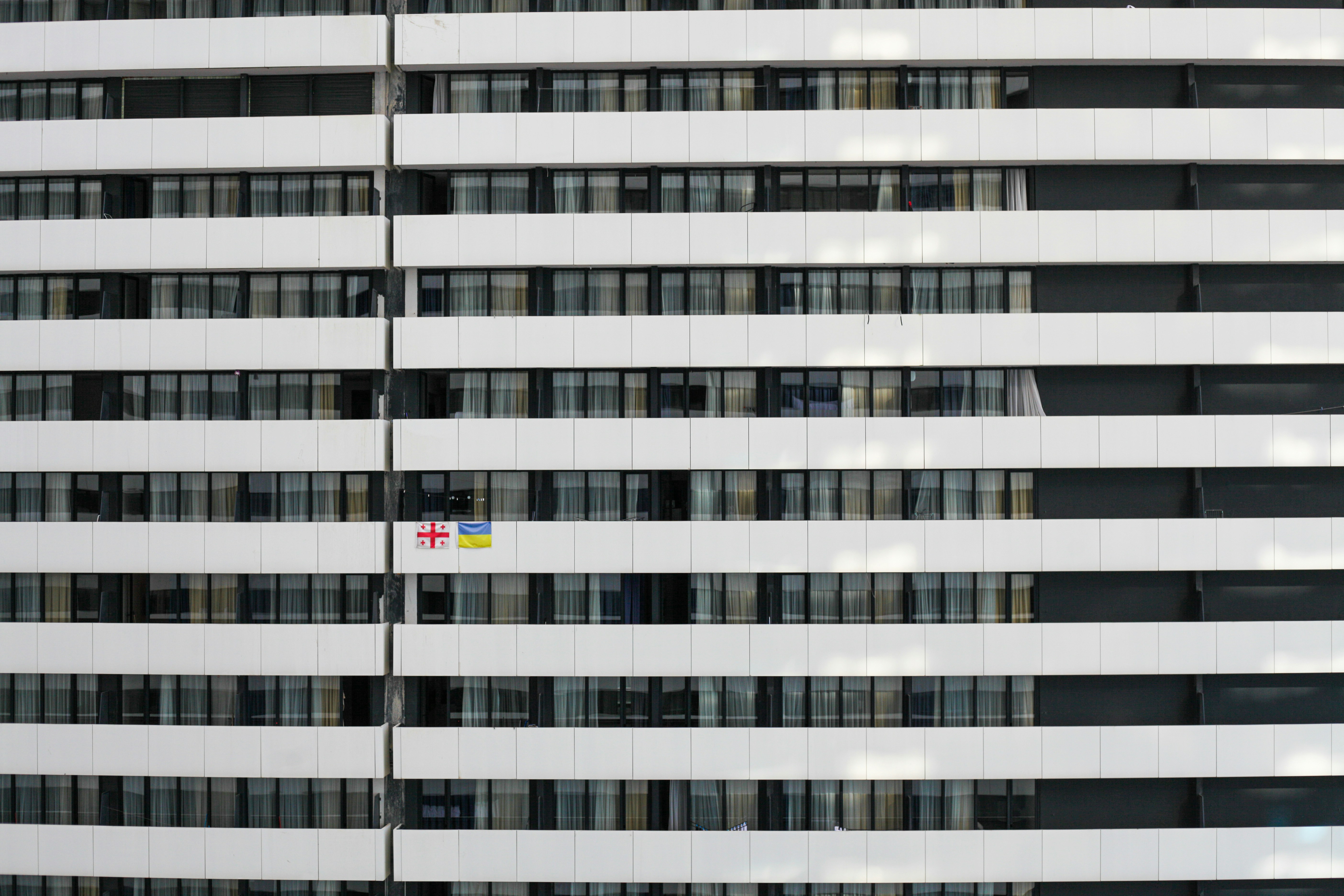 格鲁吉亚代孕：高性价比的欧洲选择，费用、医疗与身份全解析