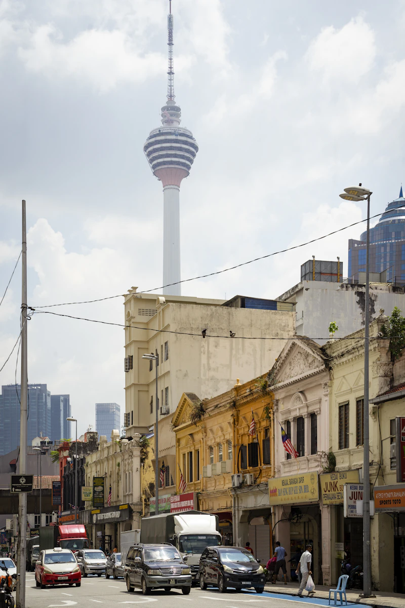 Malaysia cuts its Multiple Entry Visa to 31 nationalities and drops tourism and family visits