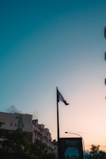 Professional training session with French flag colors in the background