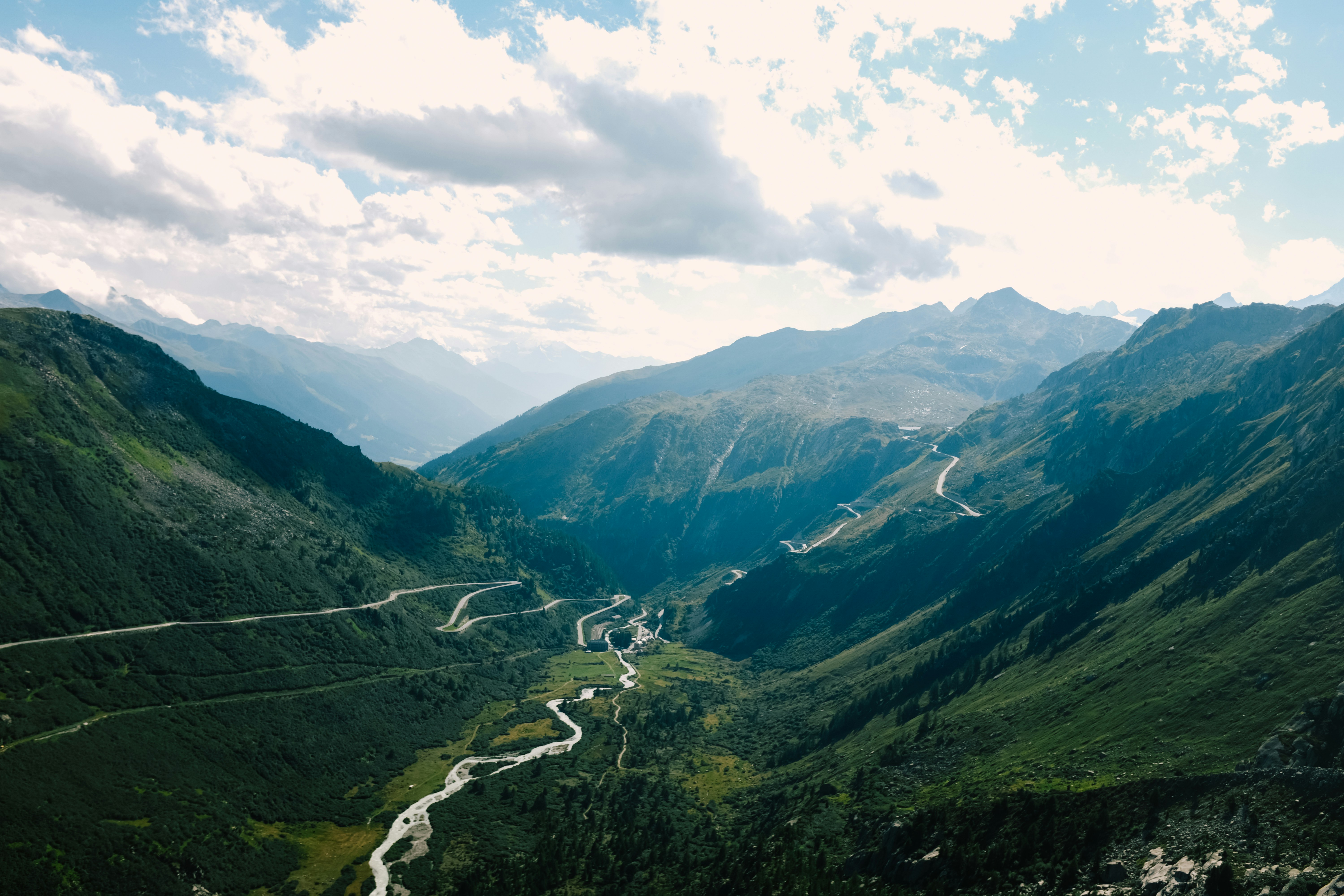 Photo by adrienolichon