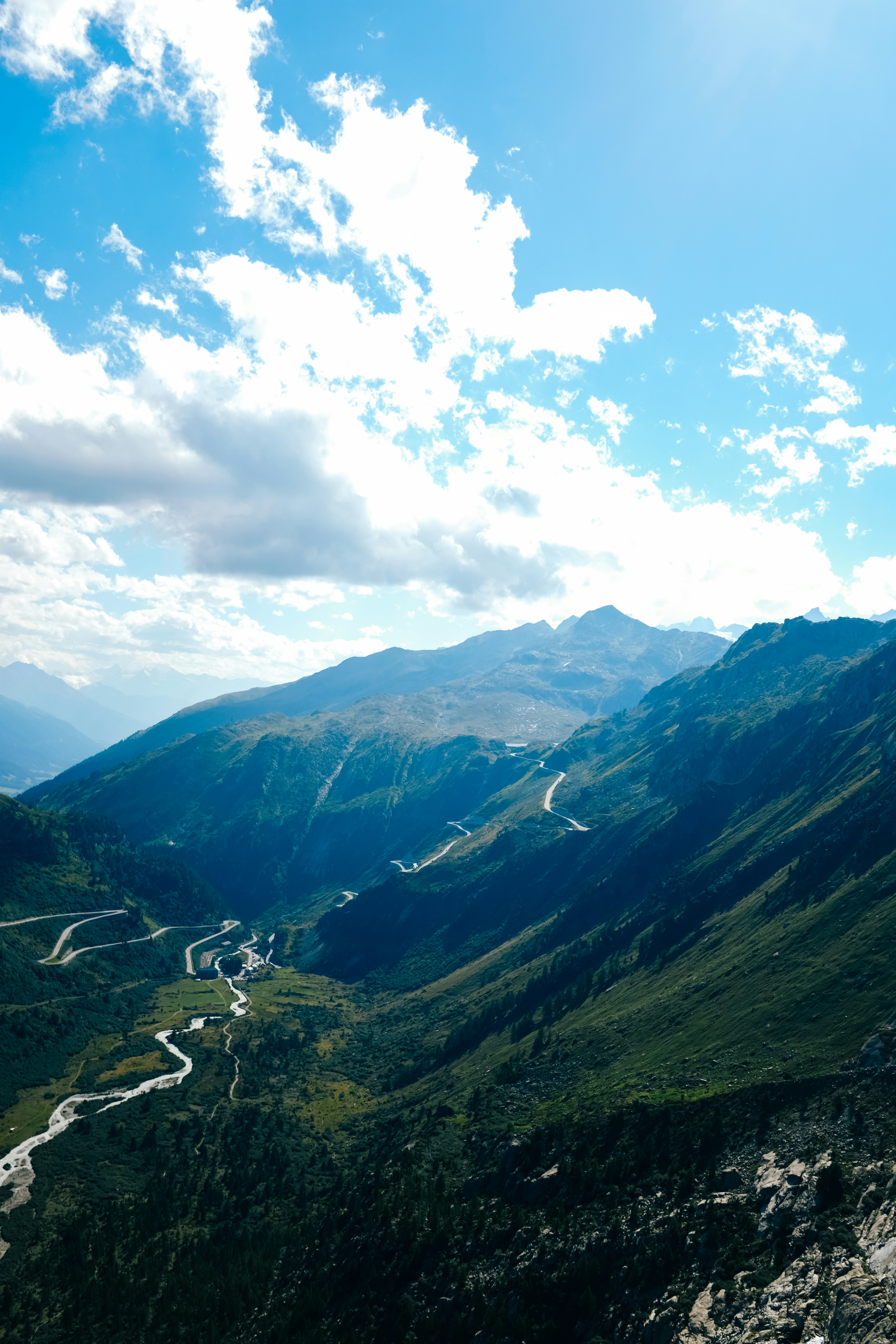 Photo by adrienolichon