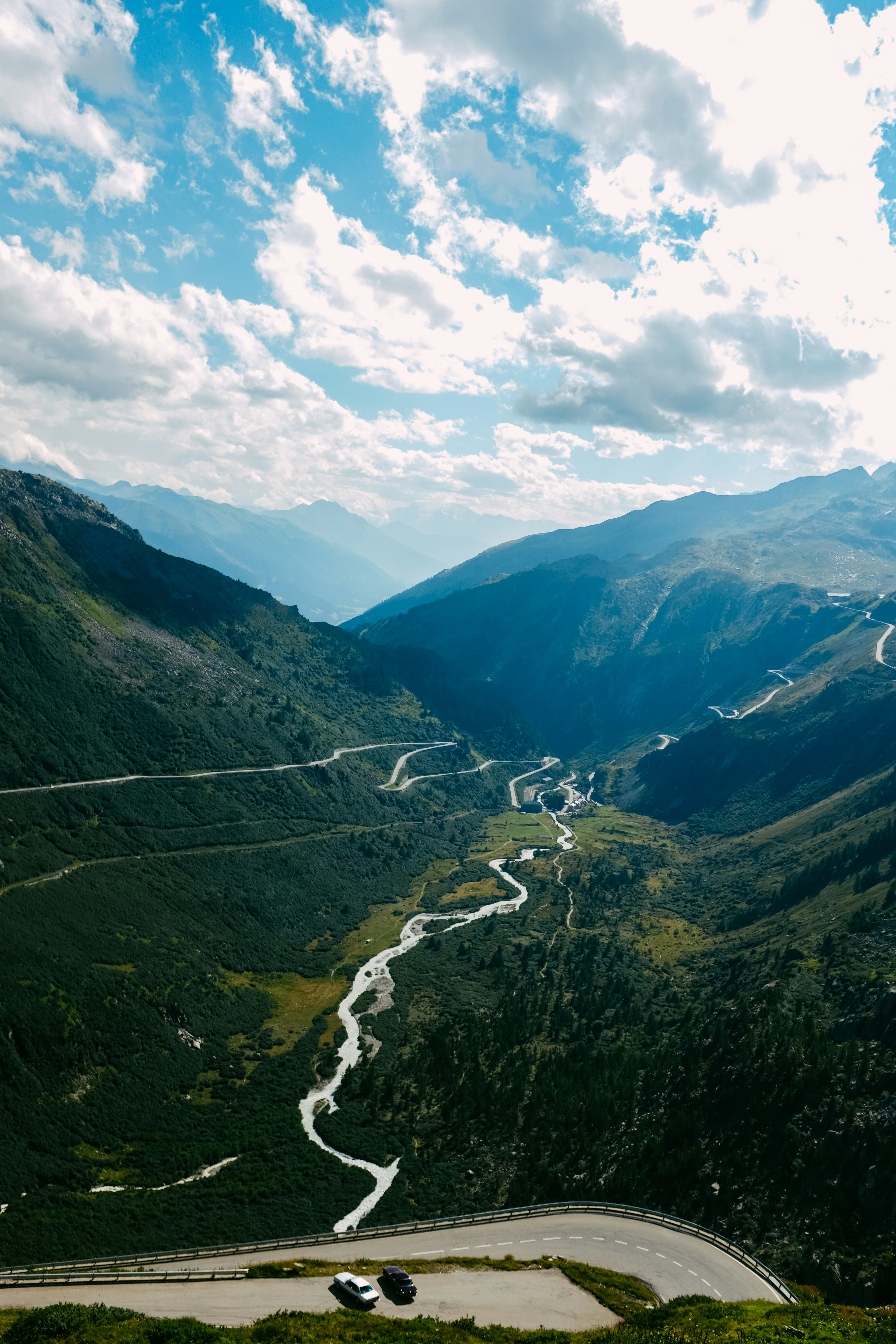 Photo by adrienolichon