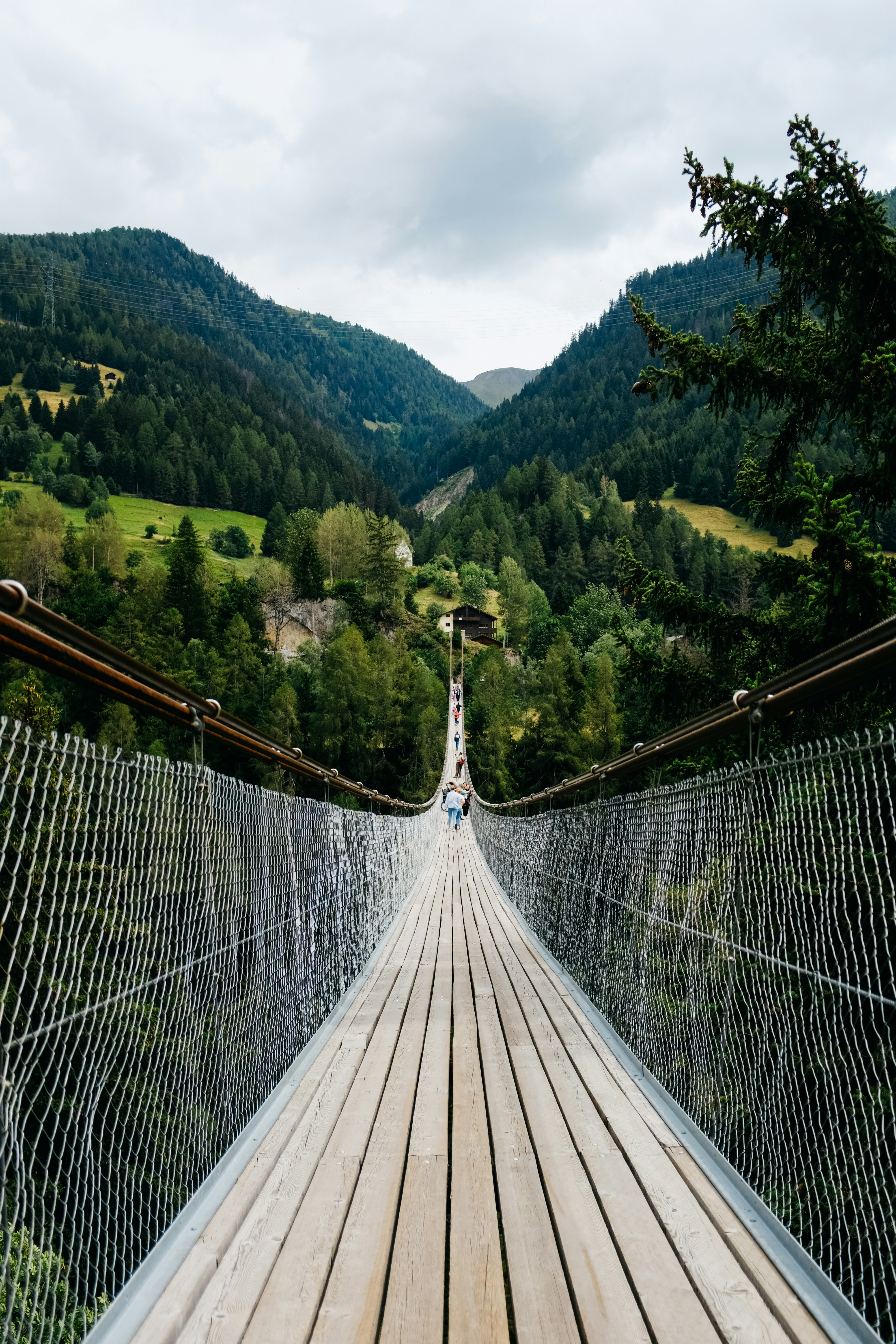 Photo by adrienolichon