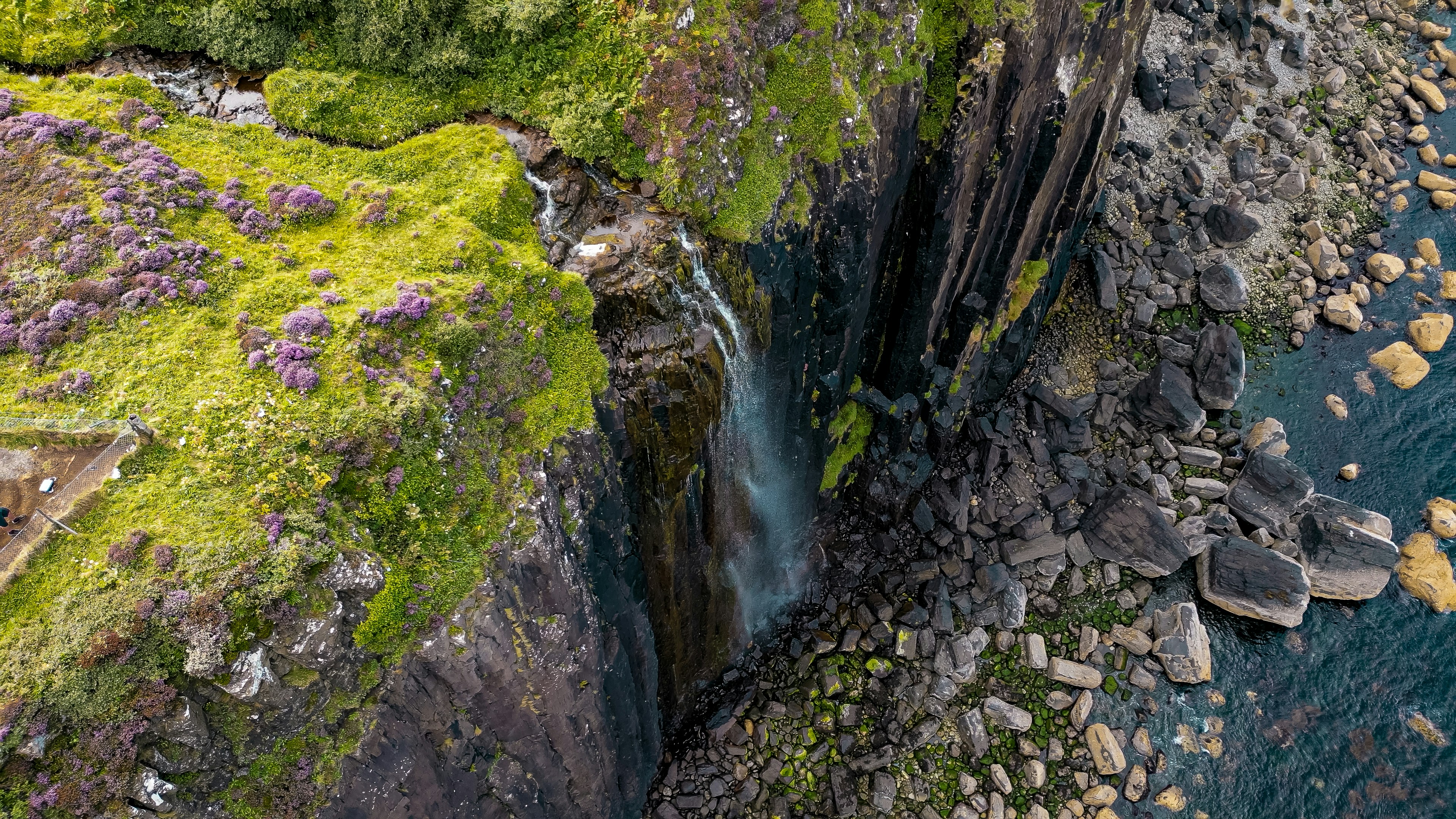 Photo by johnnyboylee