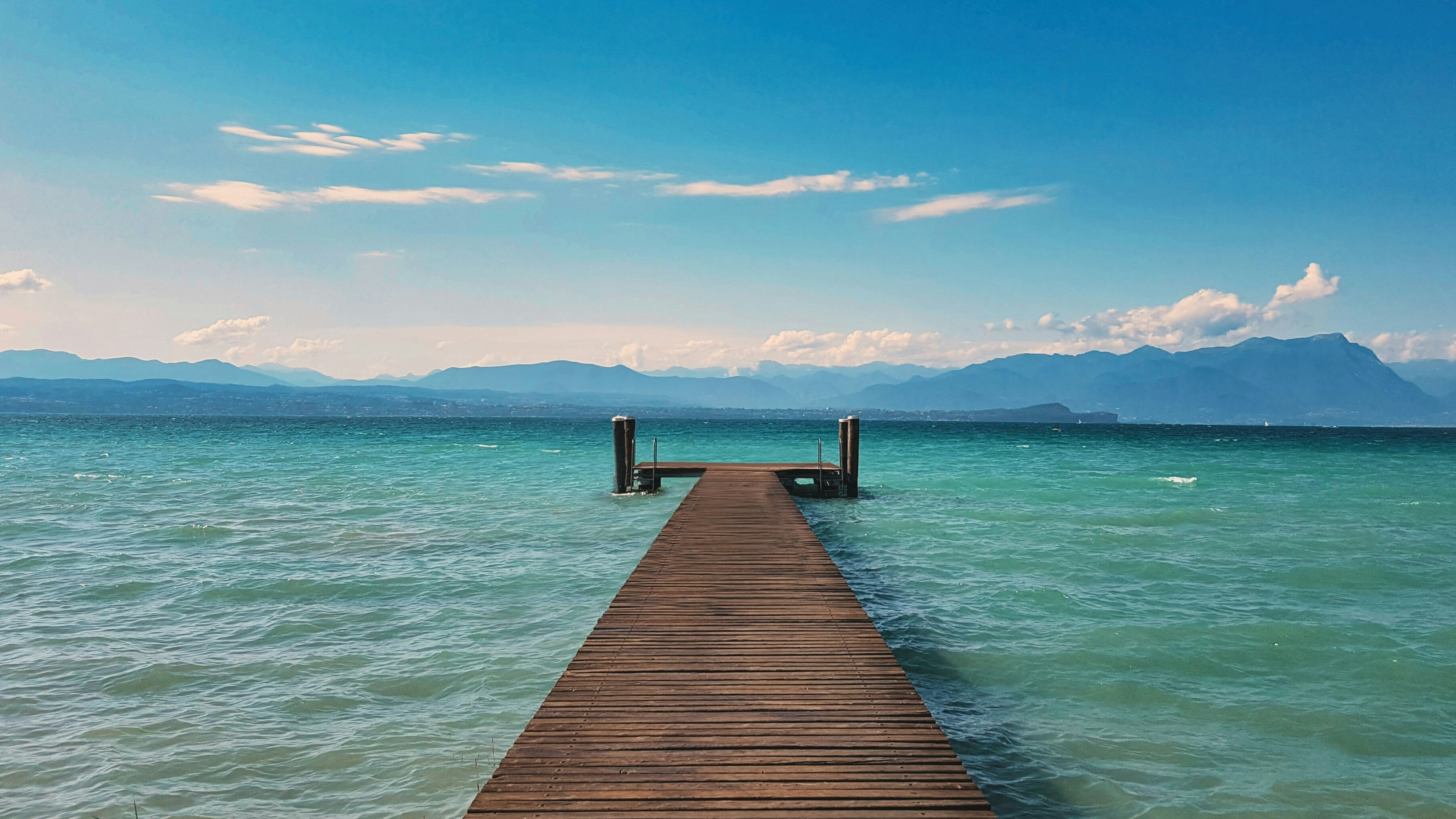  Volcano Sightseeing & Lobos Trek (Ida y Vuelta Premium)