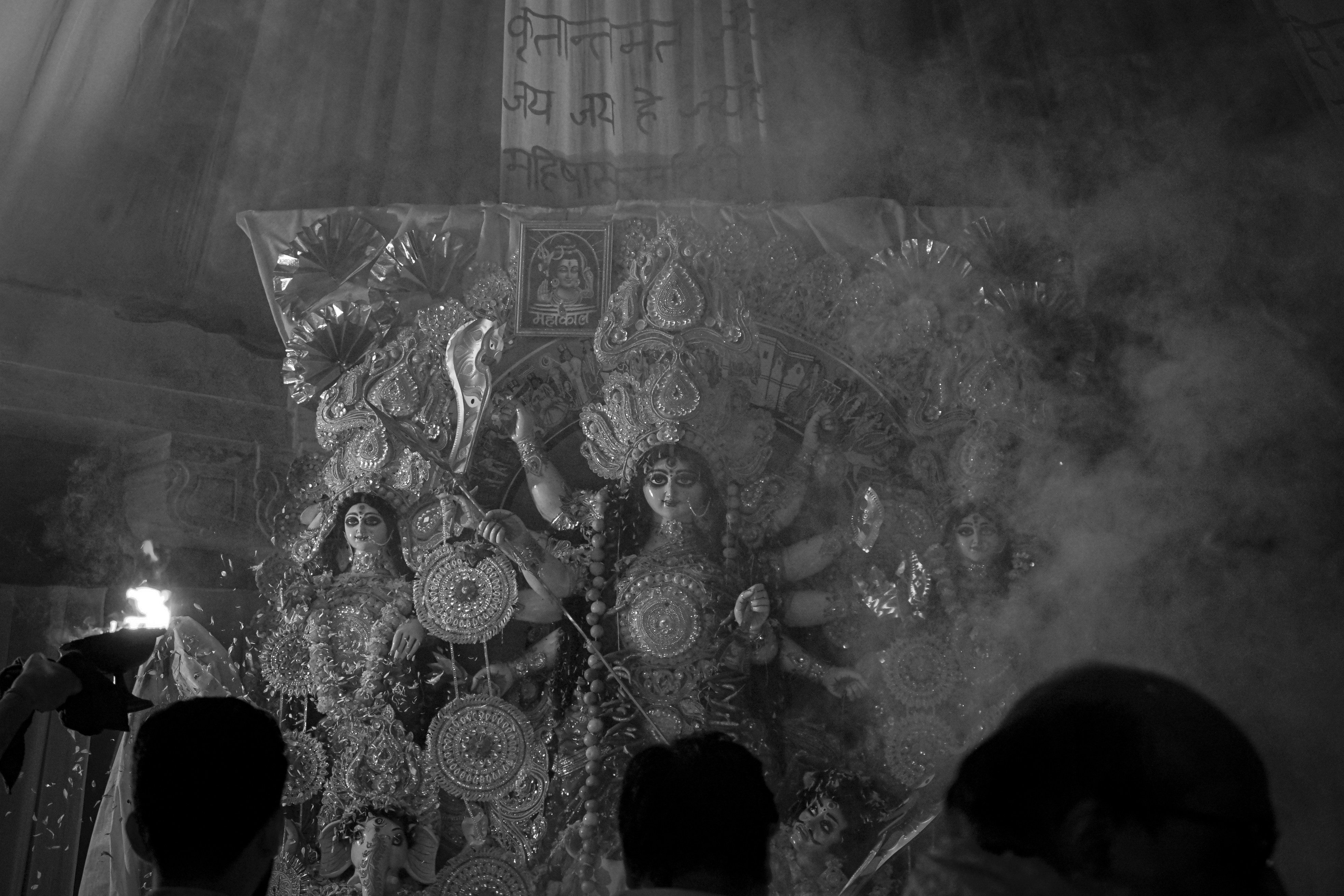 L'Interdiction de l'Idolâtrie : Une Adoration Spirituelle et Pure