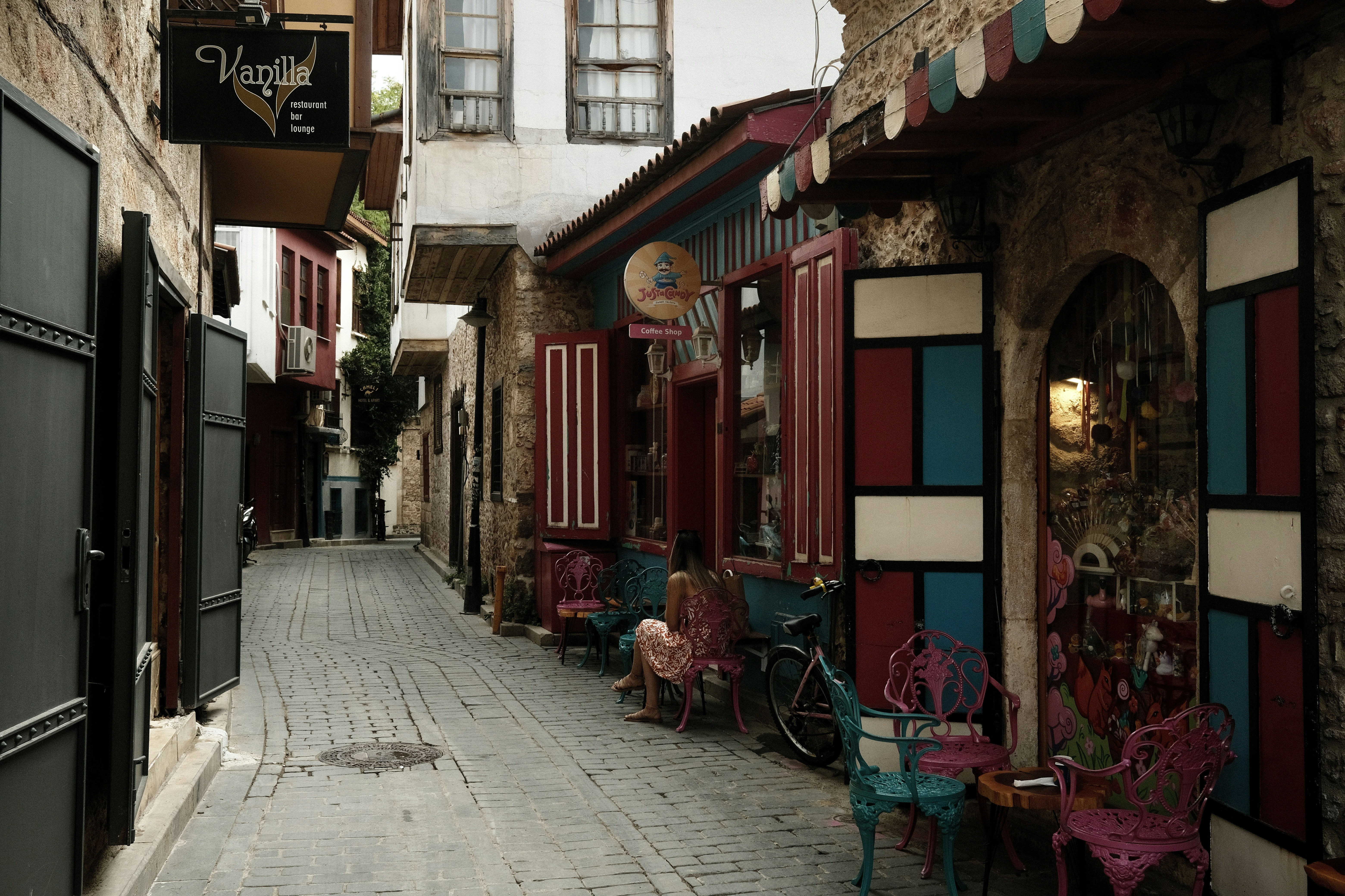 10. Kaleiçi Old Town Festivali dört gün boyunca 120 etkinlikle sürdü - Kültür-Sanat haberi görseli