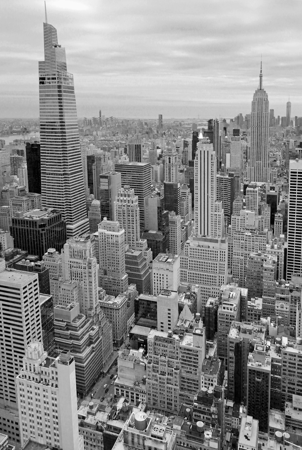 a black and white photo of a cityscape