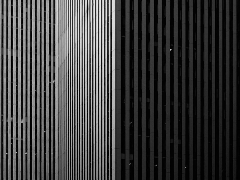 a black and white photo of a tall building