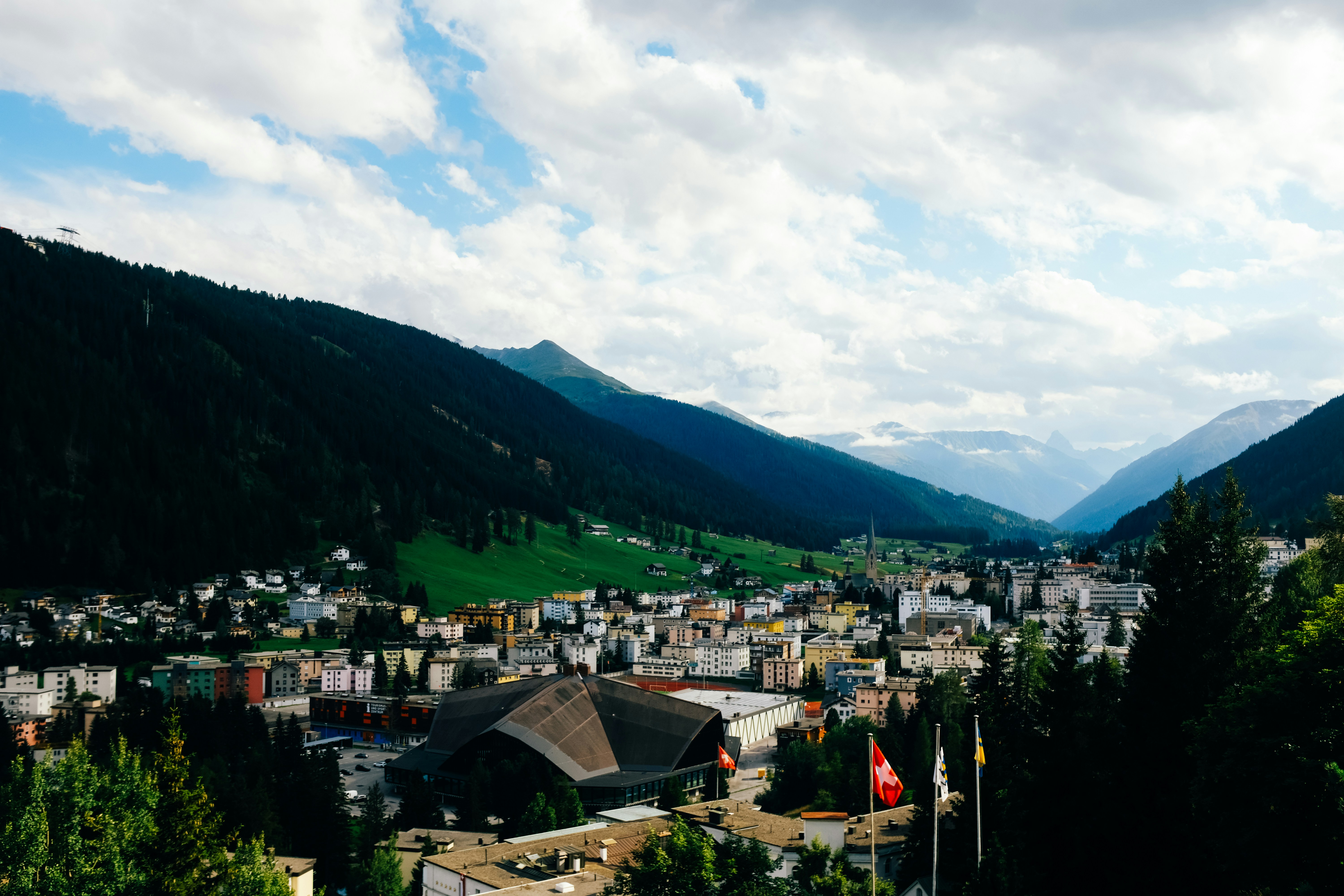 Photo by adrienolichon