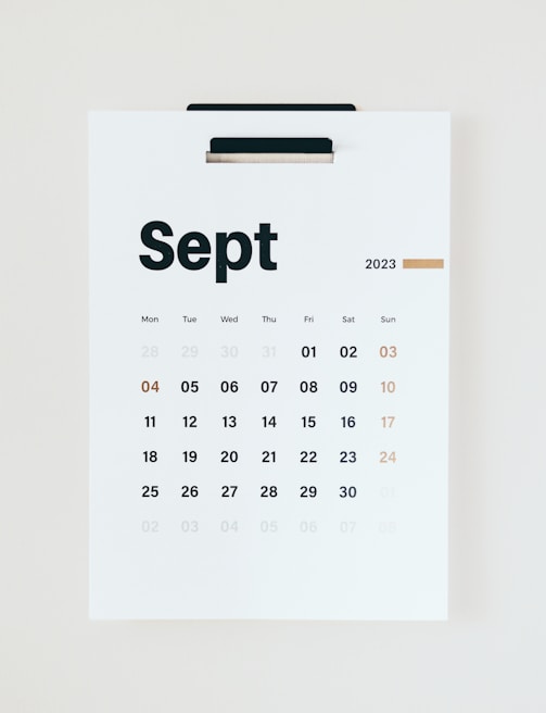 a calendar with the word sep on it
