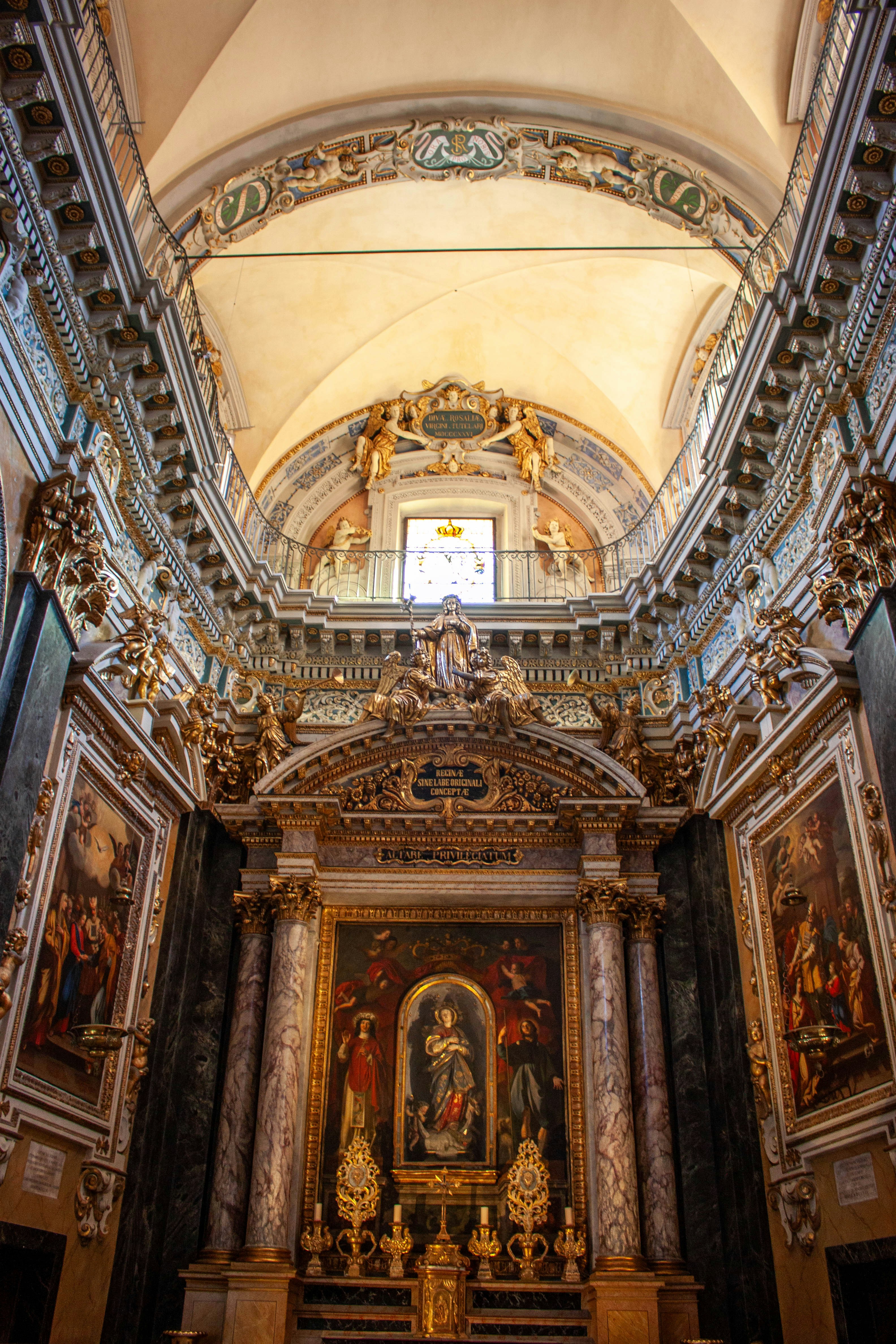 Photo by kamillaisalieva