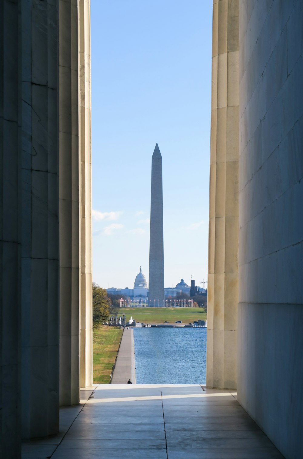a view of the washington monument from the lincoln memorial